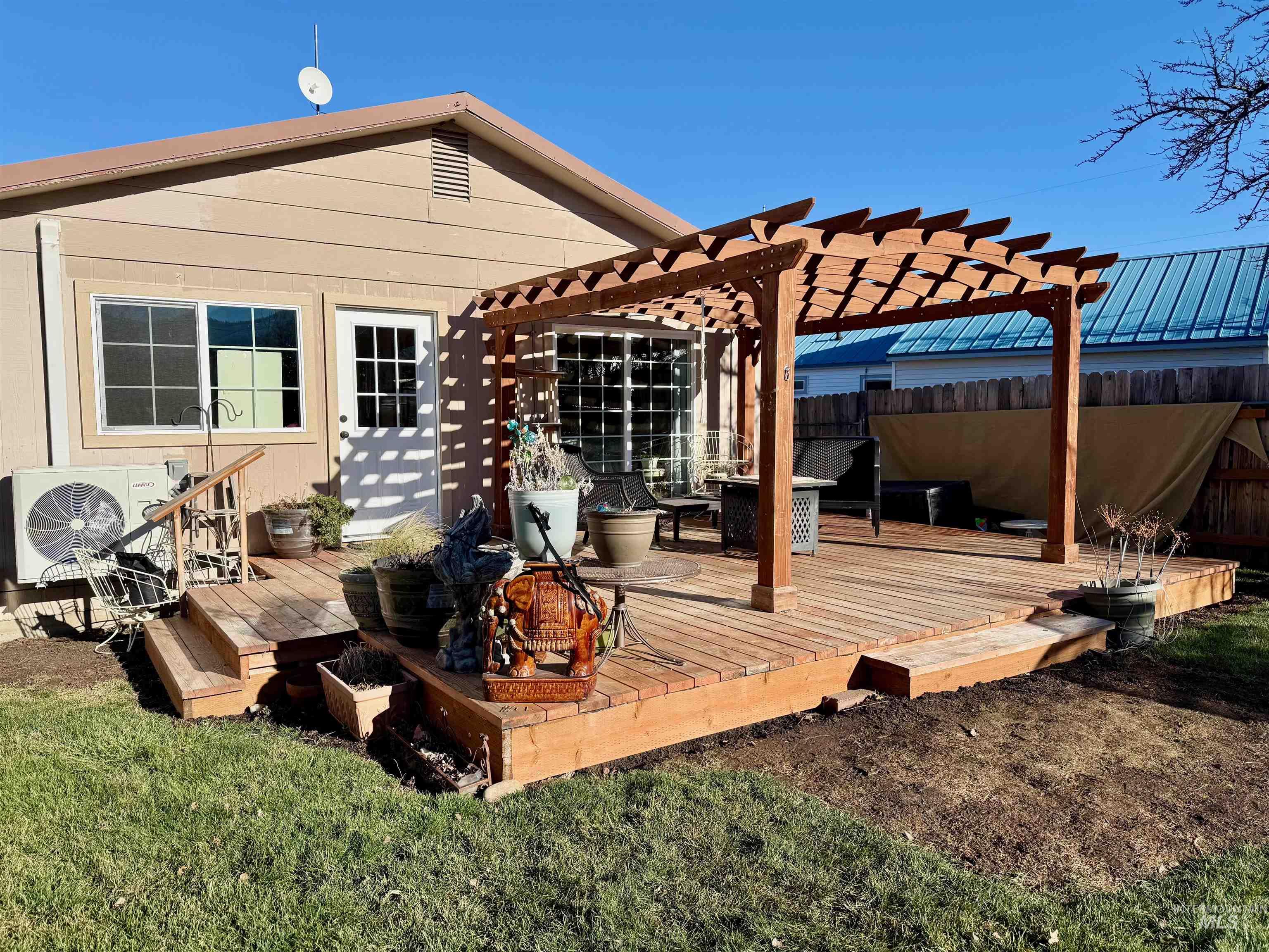 226 E South 6th Street, Grangeville, Idaho 83530, 2 Bedrooms, 2 Bathrooms, Residential For Sale, Price $305,000,MLS 98969699