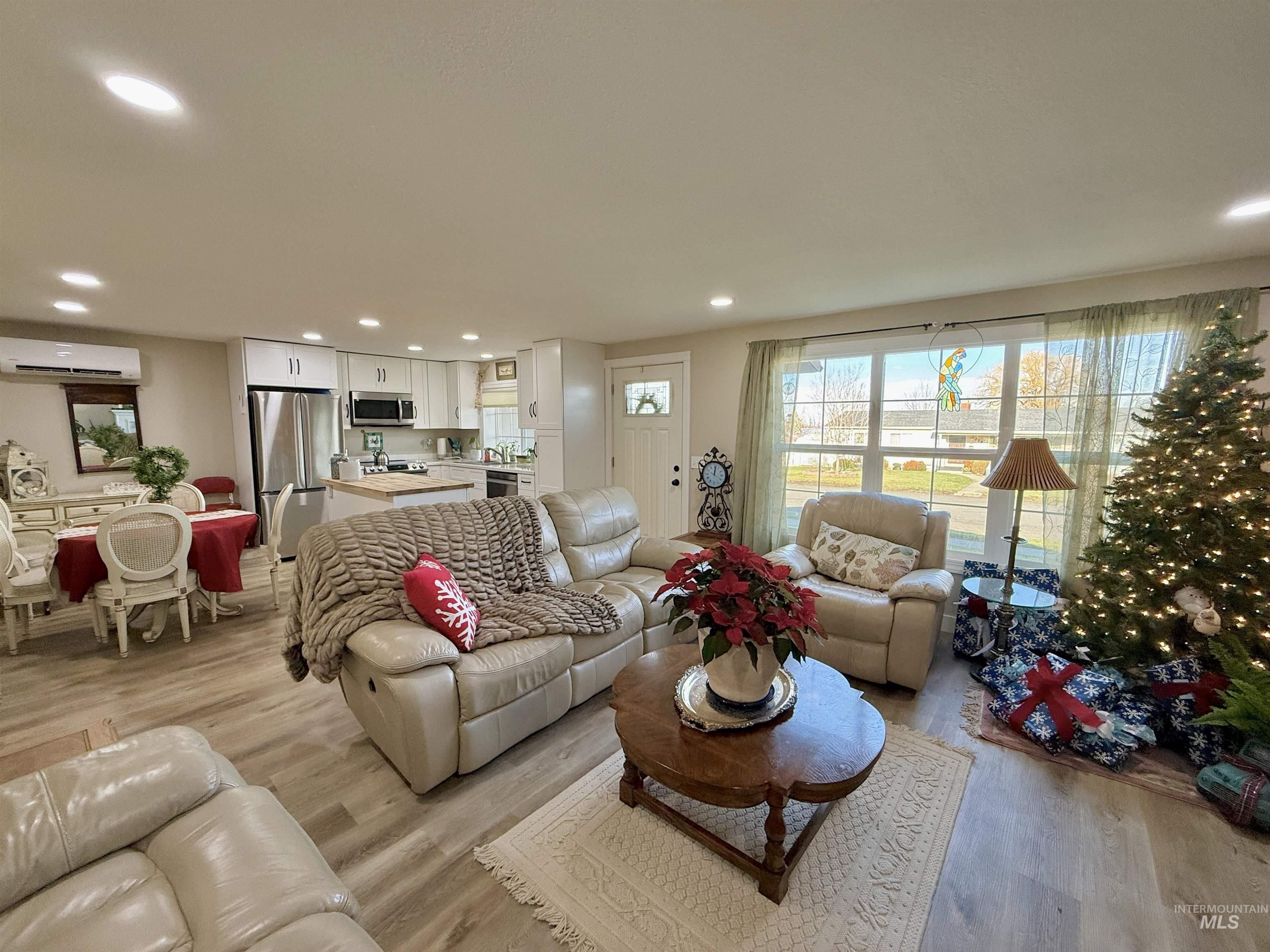 226 E South 6th Street, Grangeville, Idaho 83530, 2 Bedrooms, 2 Bathrooms, Residential For Sale, Price $305,000, 98969699