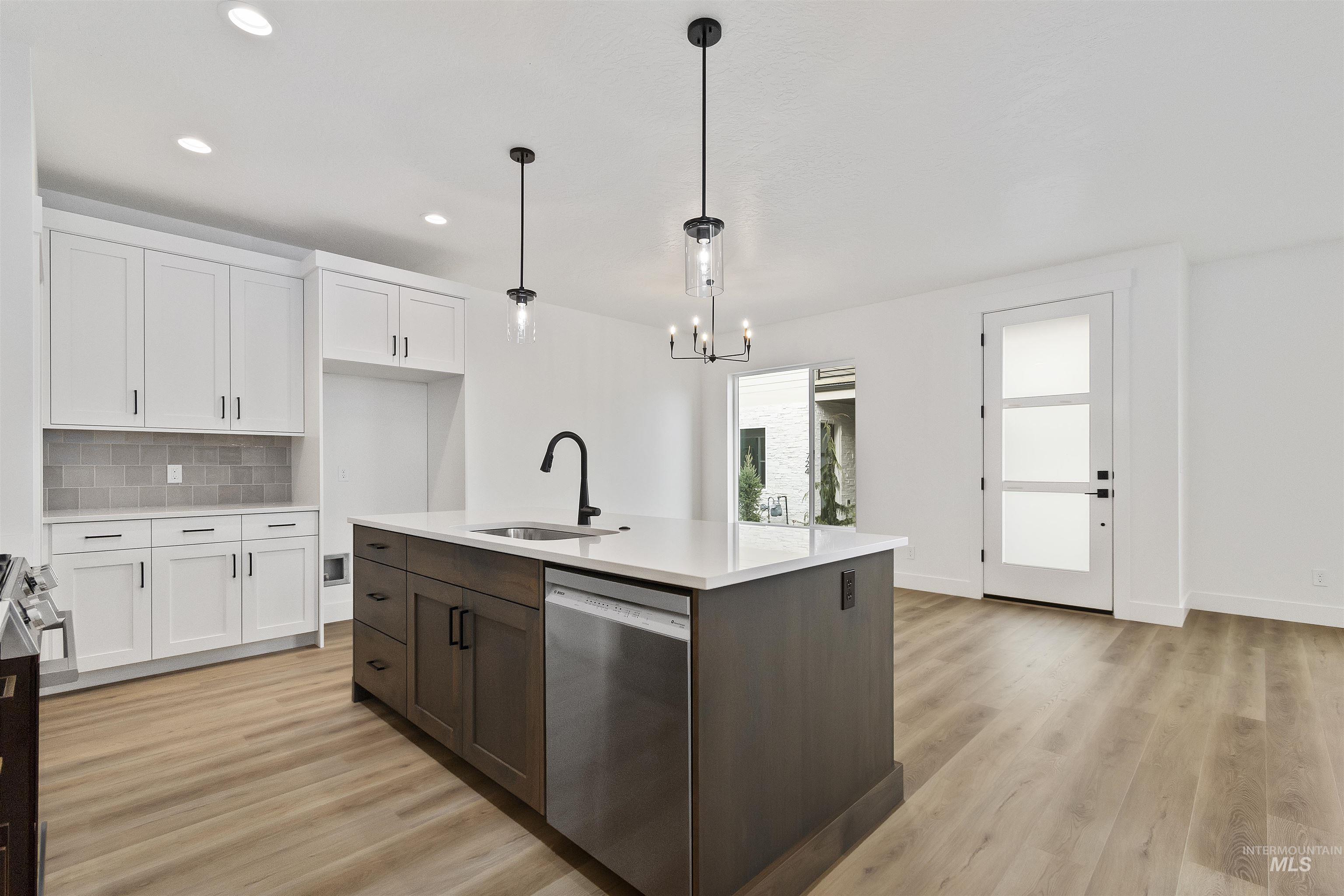 732 S Calhoun Ln, Star, Idaho 83669, 4 Bedrooms, 2.5 Bathrooms, Residential For Sale, Price $499,880,MLS 98969715