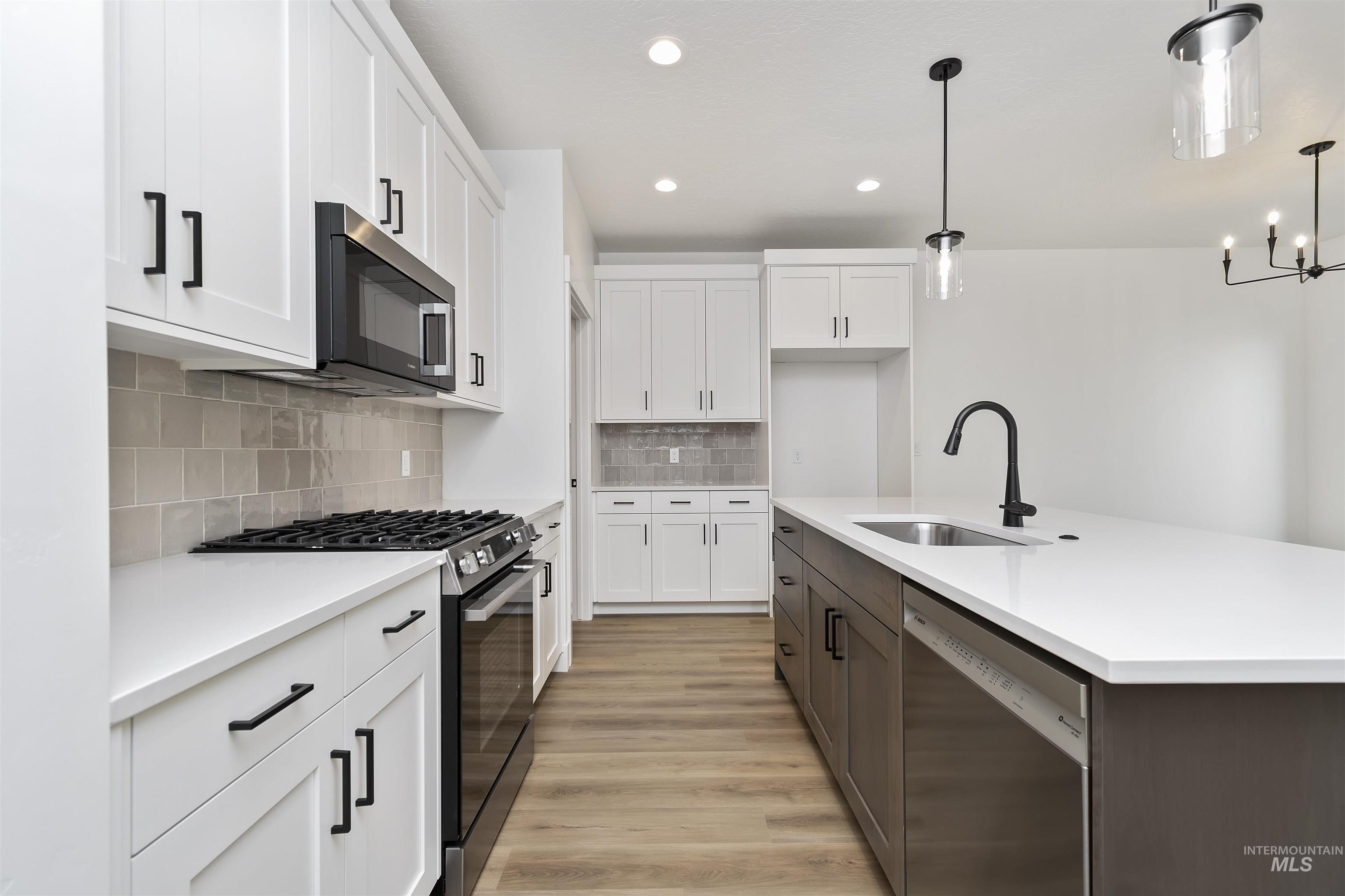 732 S Calhoun Ln, Star, Idaho 83669, 4 Bedrooms, 2.5 Bathrooms, Residential For Sale, Price $499,880,MLS 98969715