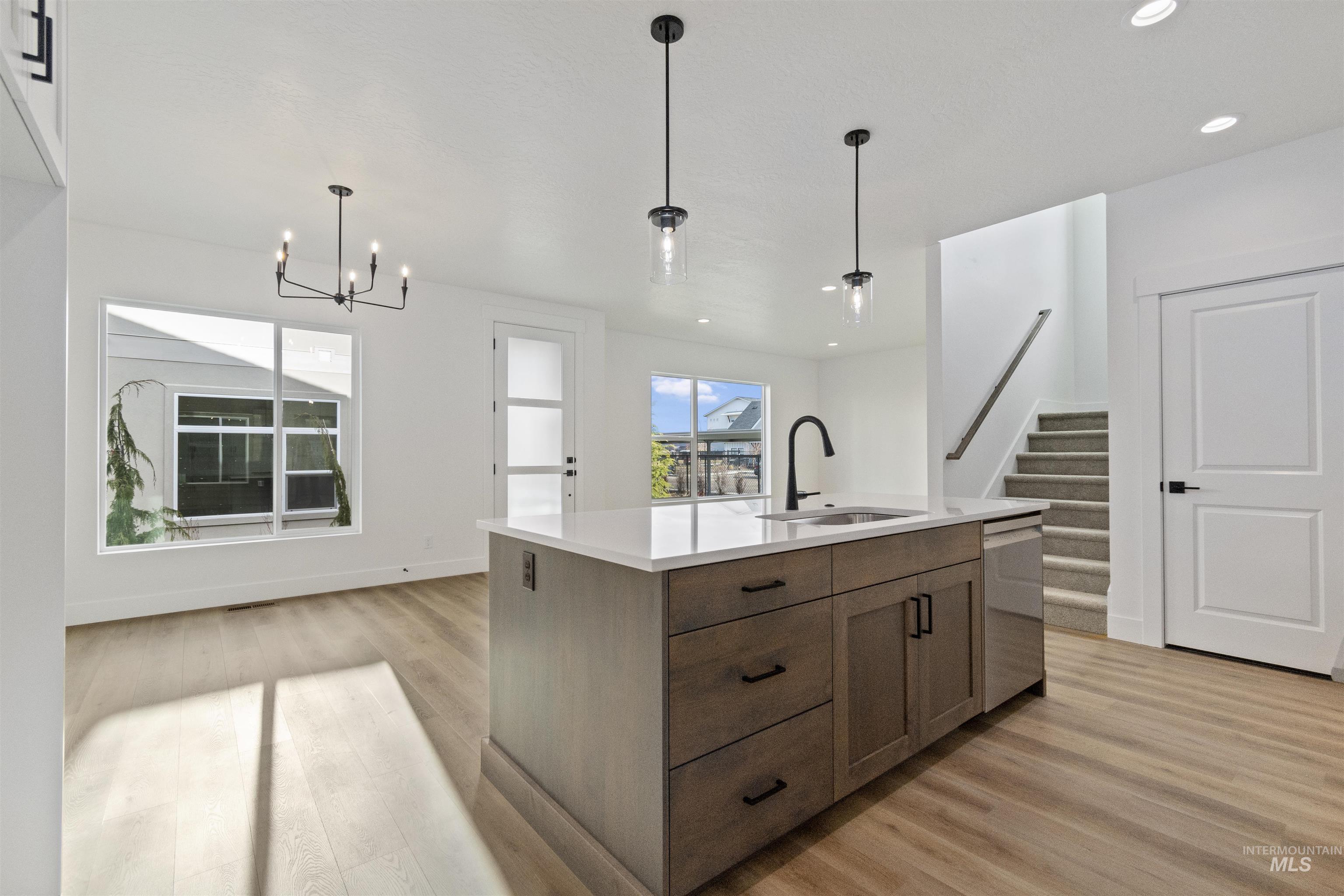 732 S Calhoun Ln, Star, Idaho 83669, 4 Bedrooms, 2 Bathrooms, Residential For Sale, Price $499,880,MLS 98969715