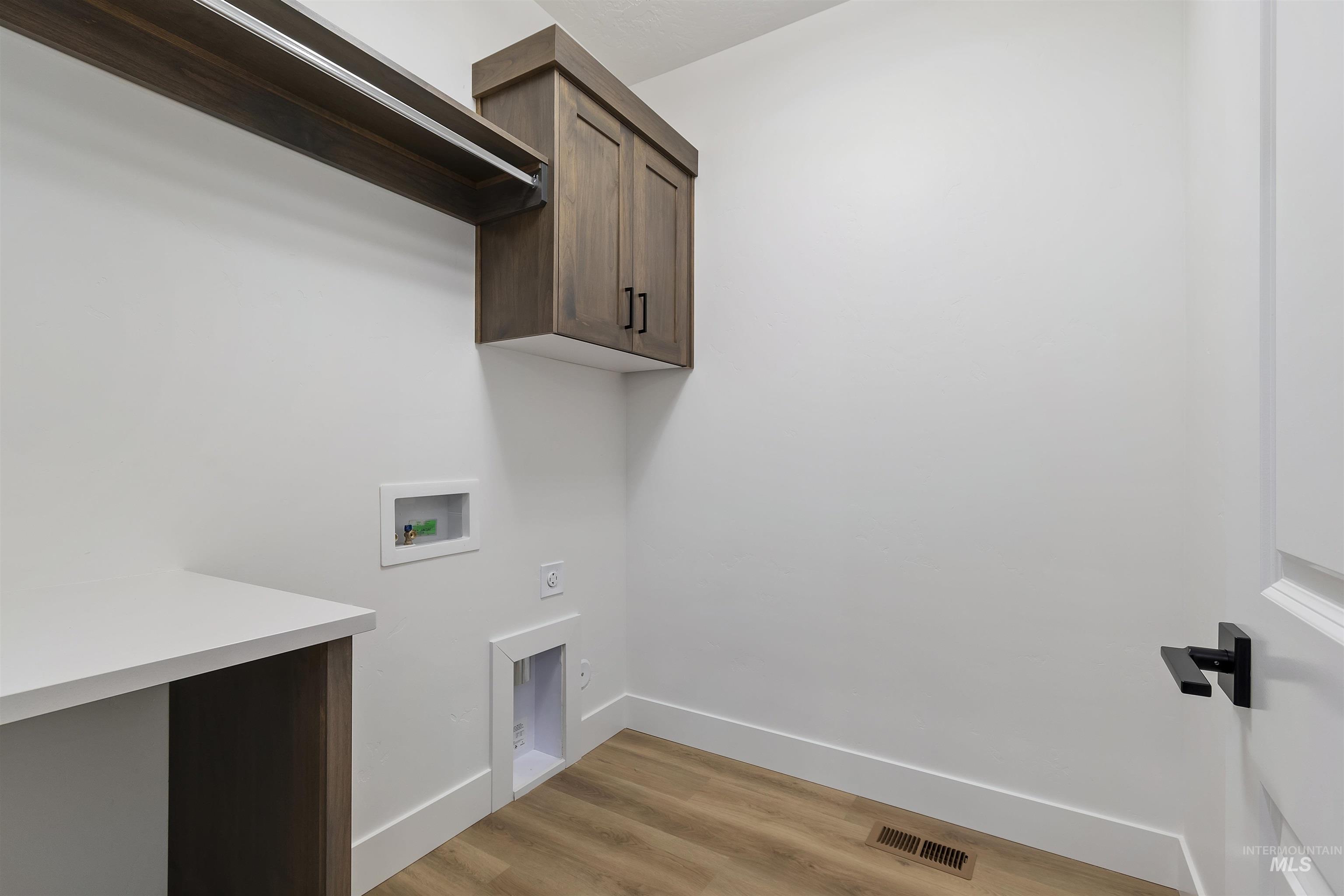 732 S Calhoun Ln, Star, Idaho 83669, 4 Bedrooms, 2 Bathrooms, Residential For Sale, Price $499,880, 98969715