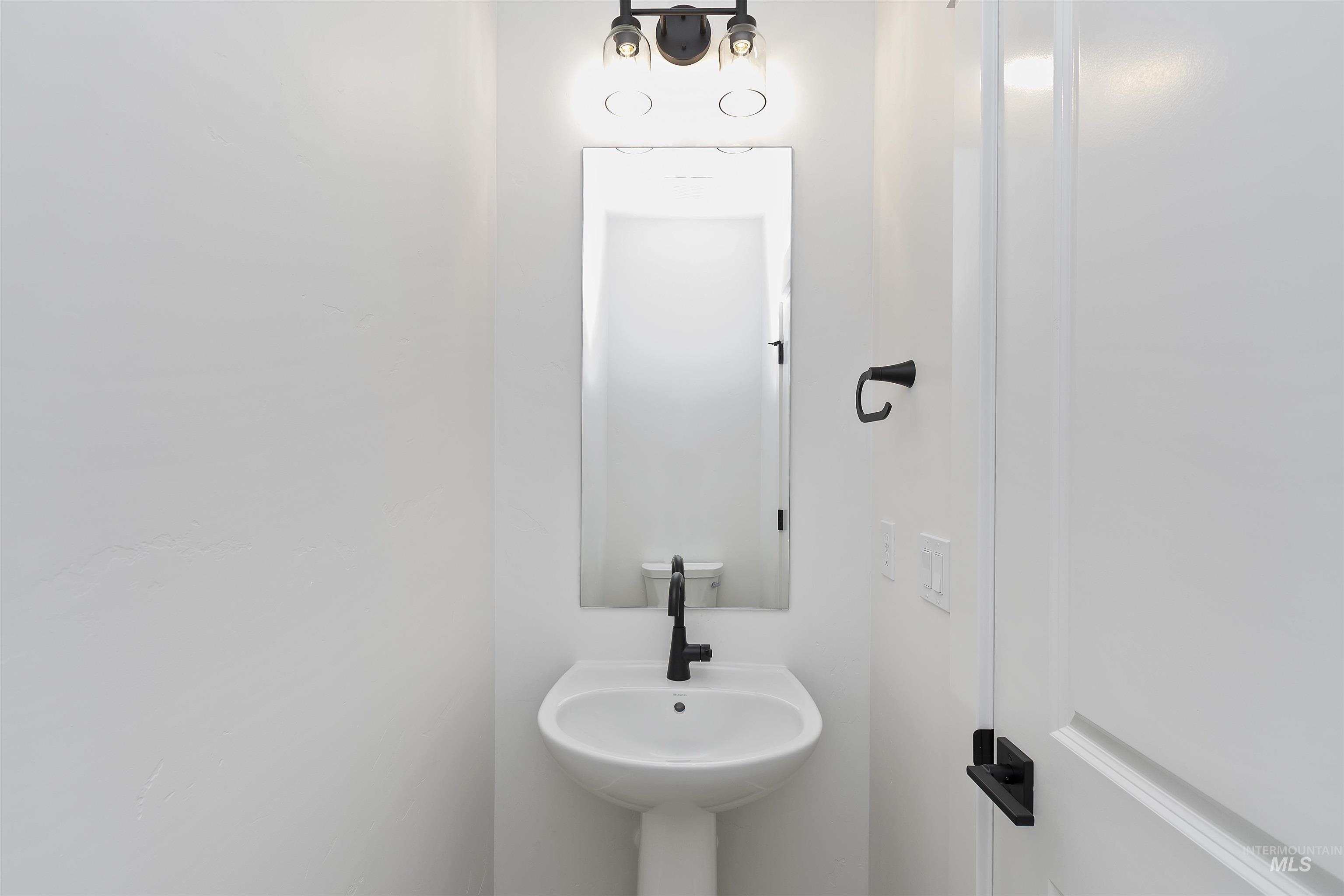 732 S Calhoun Ln, Star, Idaho 83669, 4 Bedrooms, 2 Bathrooms, Residential For Sale, Price $499,880,MLS 98969715