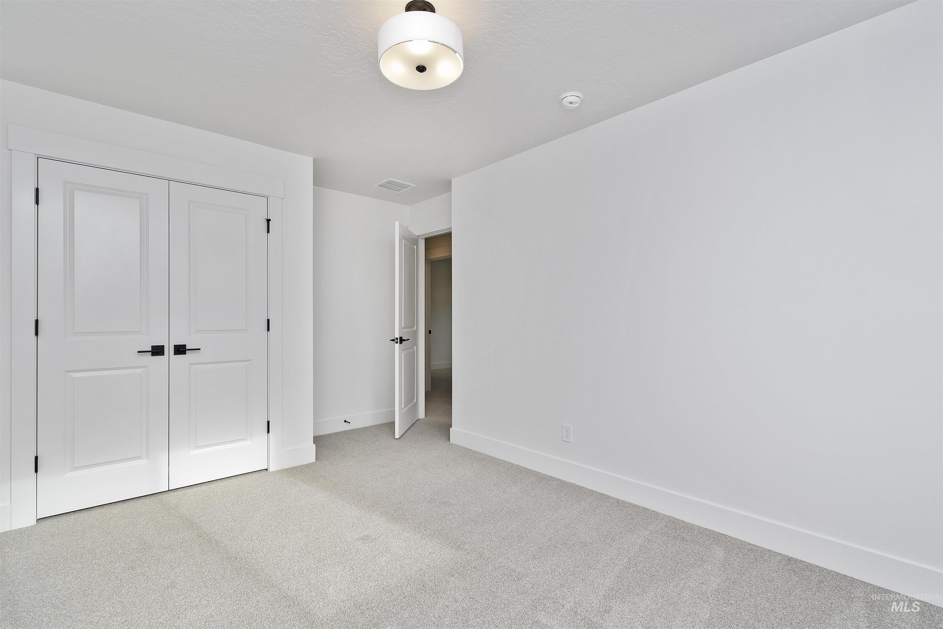 732 S Calhoun Ln, Star, Idaho 83669, 4 Bedrooms, 2 Bathrooms, Residential For Sale, Price $499,880,MLS 98969715