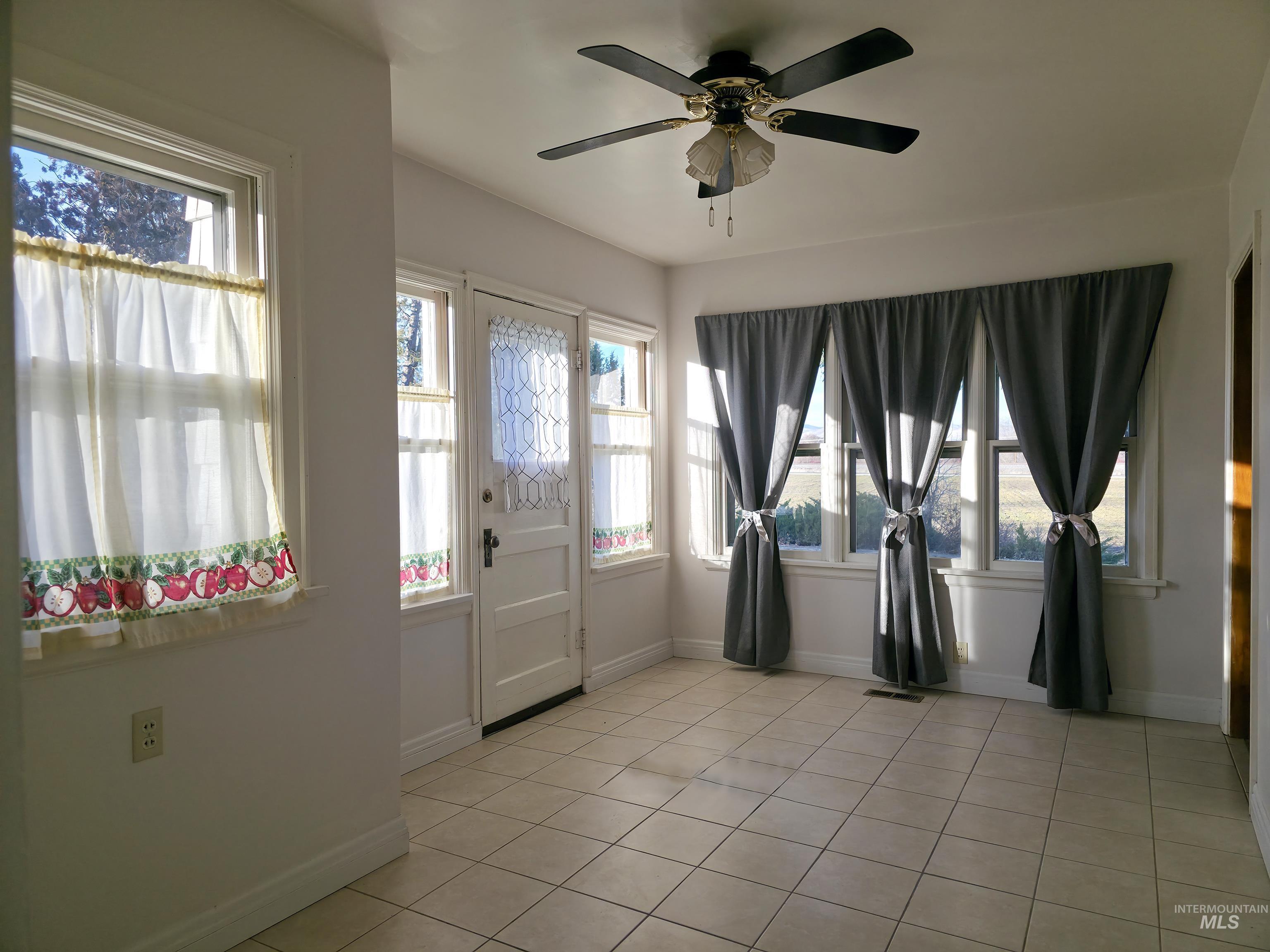 1199 County Rd 70, Weiser, Idaho 83672, 4 Bedrooms, 2 Bathrooms, Residential For Sale, Price $1,125,000, 98969722