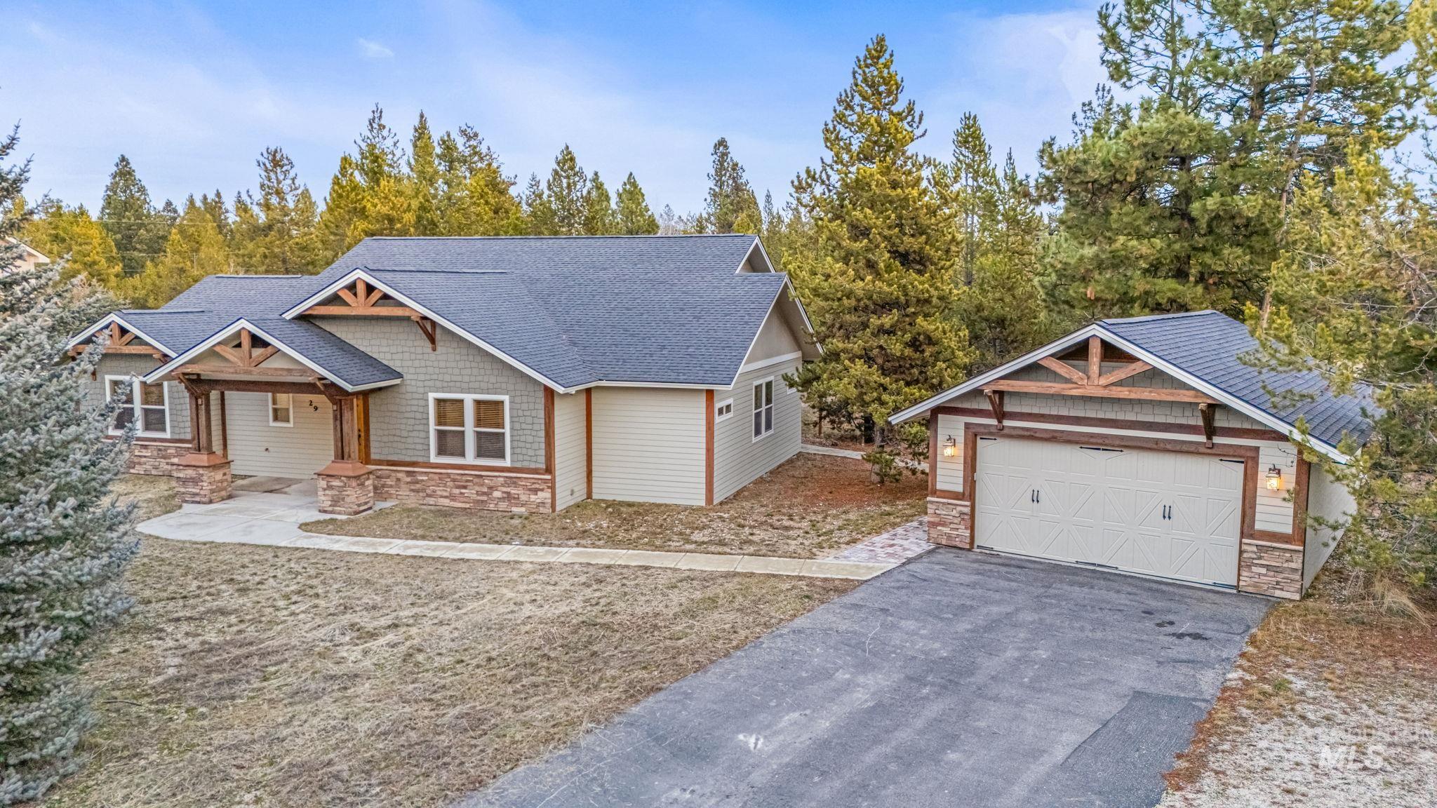 29 Pointe at Goldfork Ct., Donnelly, Idaho 83615-0000, 4 Bedrooms, 3.5 Bathrooms, Residential For Sale, Price $1,135,000, 98969723