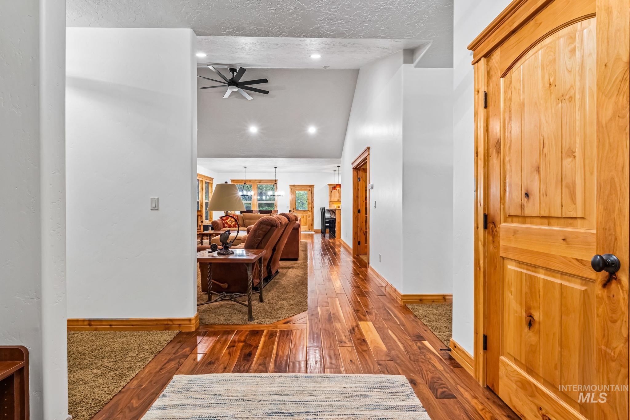 29 Pointe at Goldfork Ct., Donnelly, Idaho 83615-0000, 4 Bedrooms, 3.5 Bathrooms, Residential For Sale, Price $1,135,000, 98969723