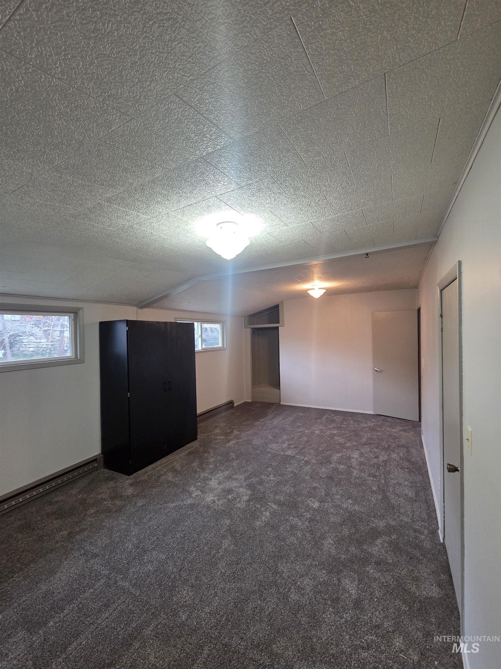 465 15th Street, Pomeroy, Washington 99347, 2 Bedrooms, 1 Bathroom, Residential For Sale, Price $195,000, 98969726