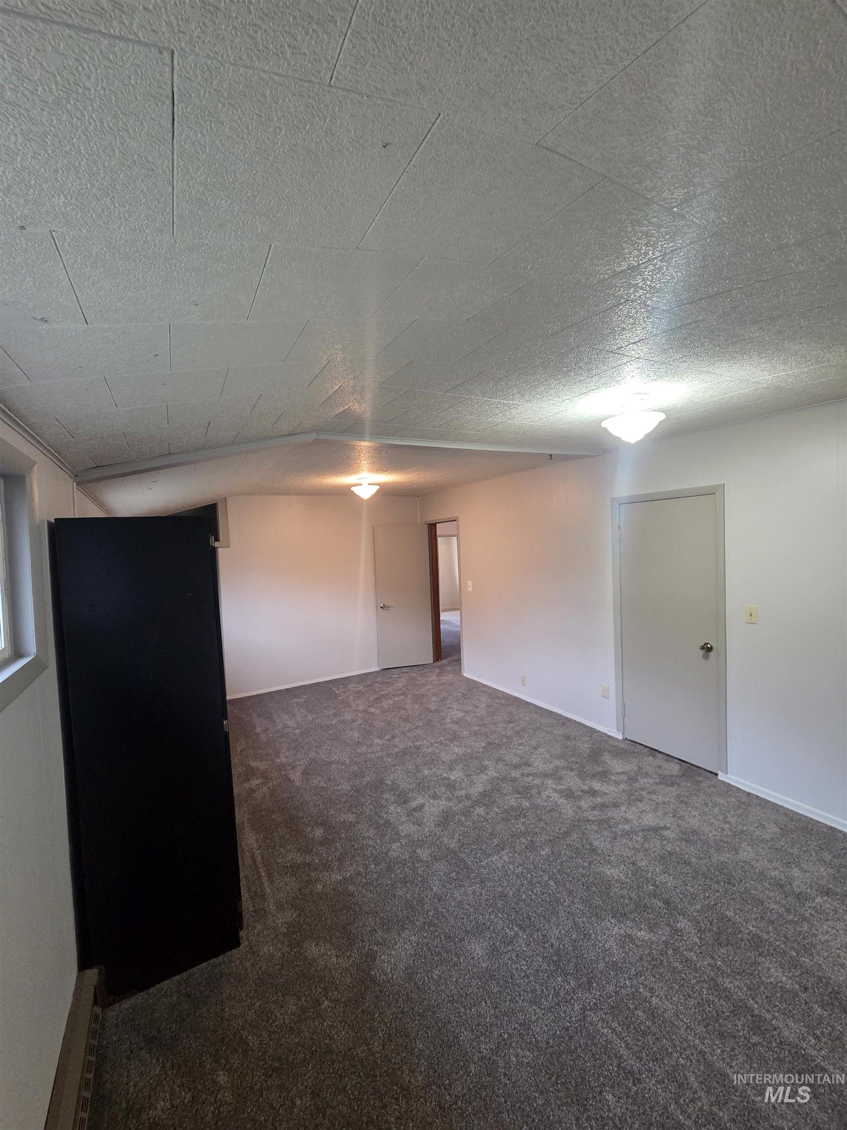 465 15th Street, Pomeroy, Washington 99347, 2 Bedrooms, 1 Bathroom, Residential For Sale, Price $195,000, 98969726