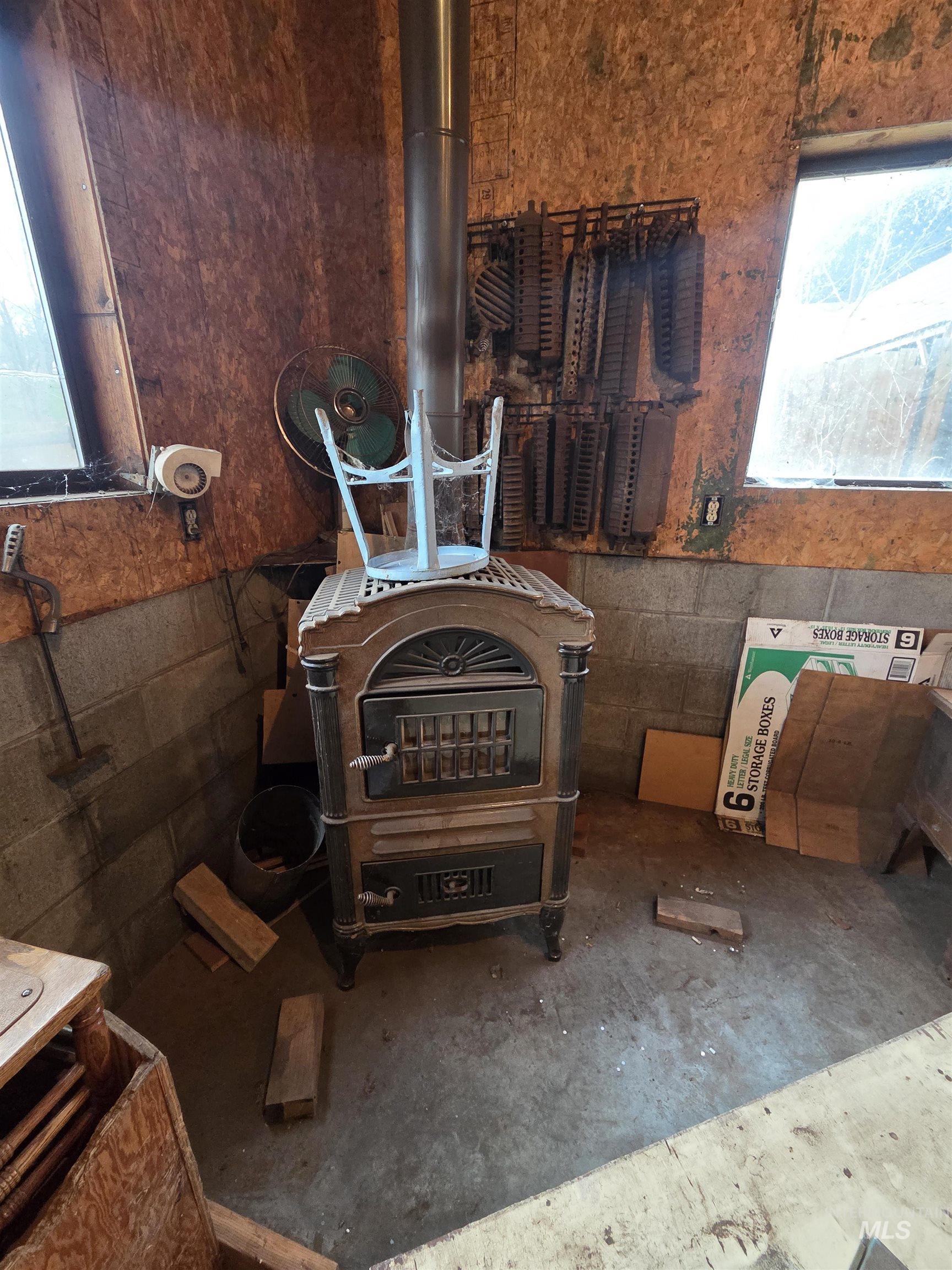 Detailed view of concrete block wall and concrete flooring