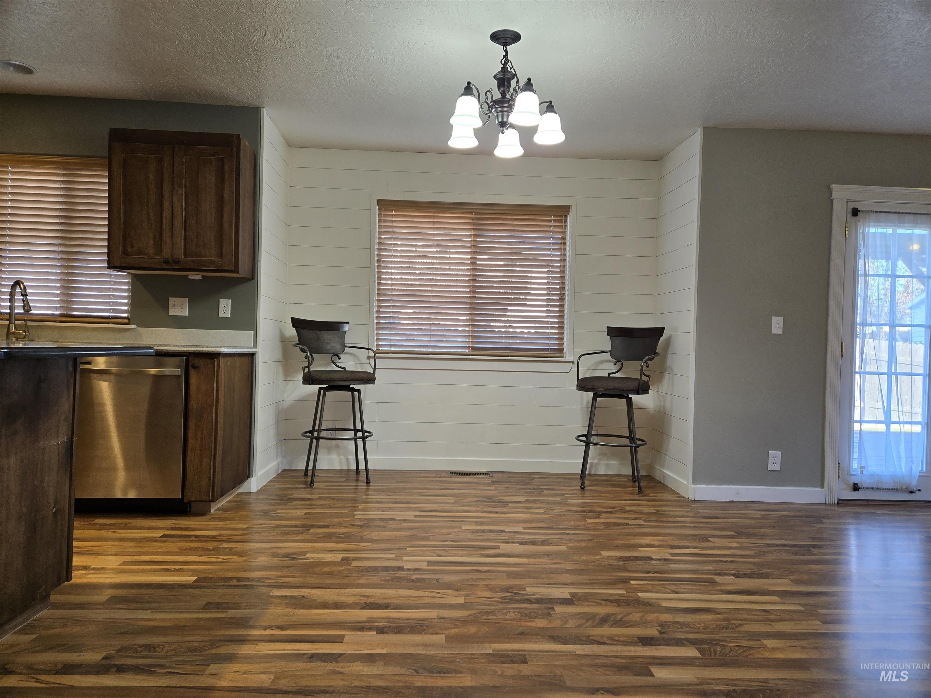 237 16th Ave. N, Payette, Idaho 83661, 4 Bedrooms, 2.5 Bathrooms, Residential For Sale, Price $415,000, 98969730