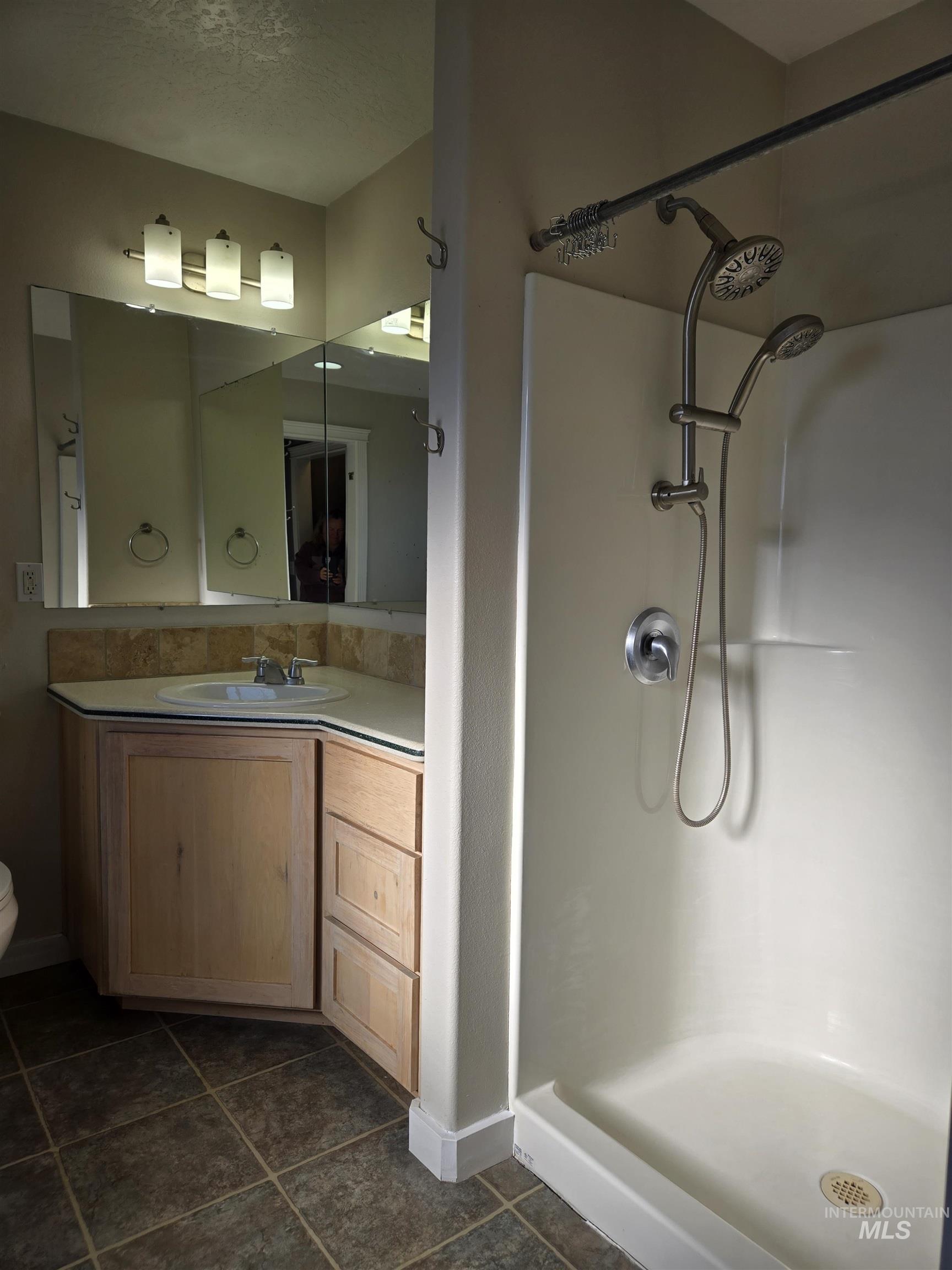 237 16th Ave. N, Payette, Idaho 83661, 4 Bedrooms, 2.5 Bathrooms, Residential For Sale, Price $415,000, 98969730