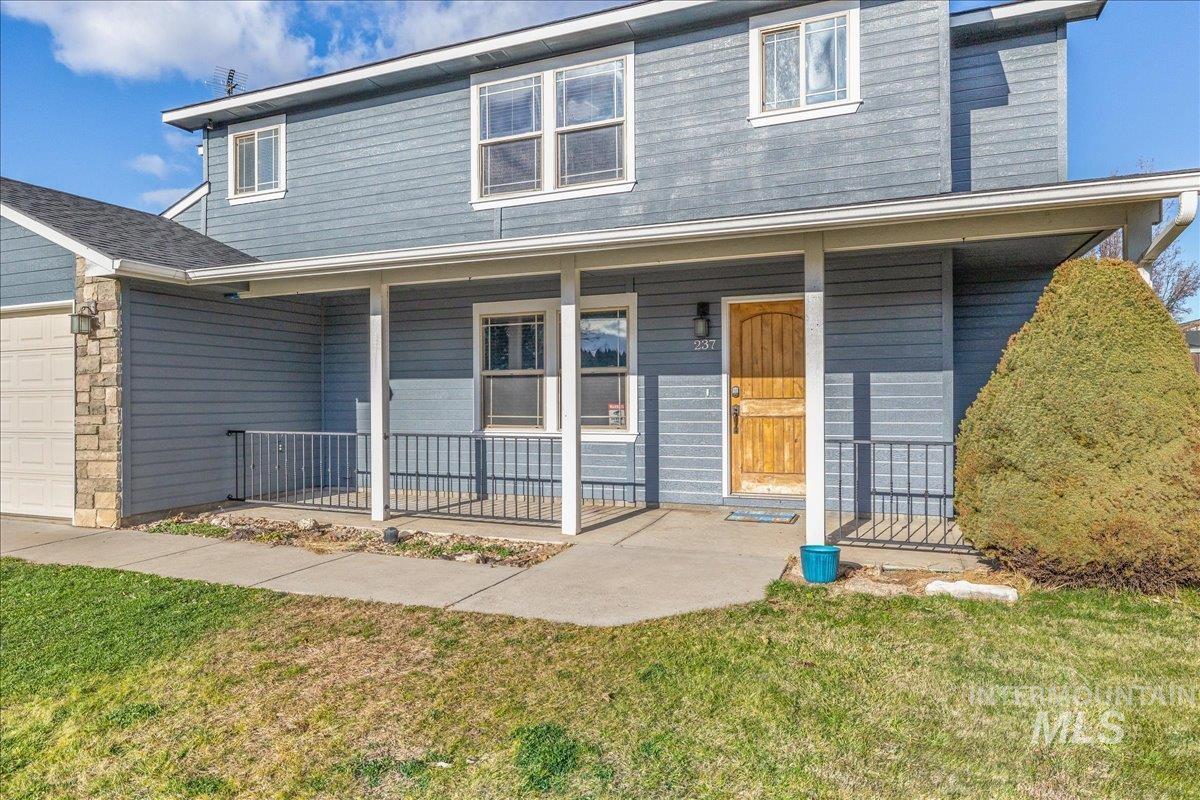 237 16th Ave. N, Payette, Idaho 83661, 4 Bedrooms, 2.5 Bathrooms, Residential For Sale, Price $407,500,MLS 98969730