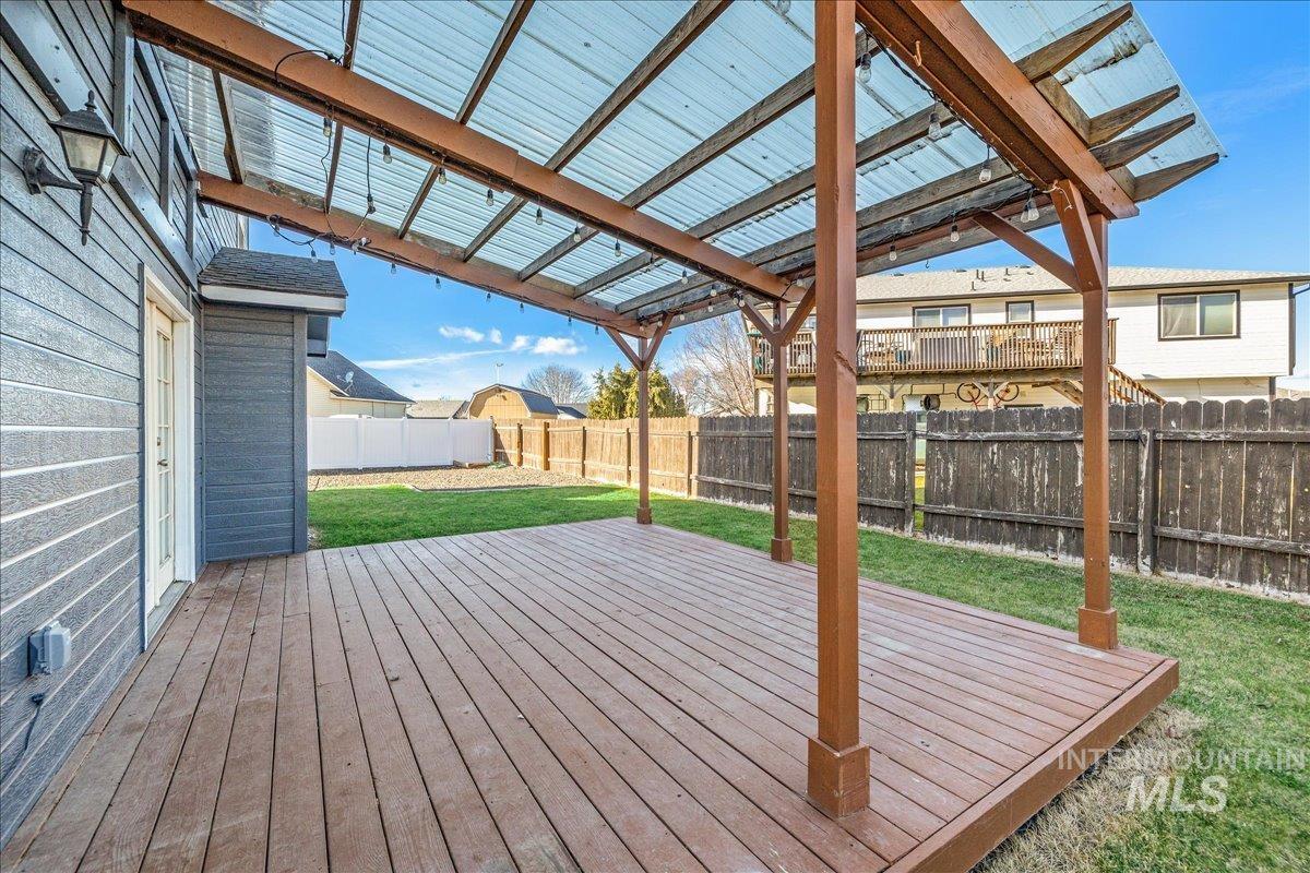 237 16th Ave. N, Payette, Idaho 83661, 4 Bedrooms, 2.5 Bathrooms, Residential For Sale, Price $407,500,MLS 98969730