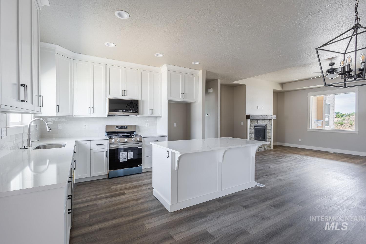 1054 W Troy Pl, Kuna, Idaho 83634, 4 Bedrooms, 2 Bathrooms, Residential For Sale, Price $545,000, 98969733