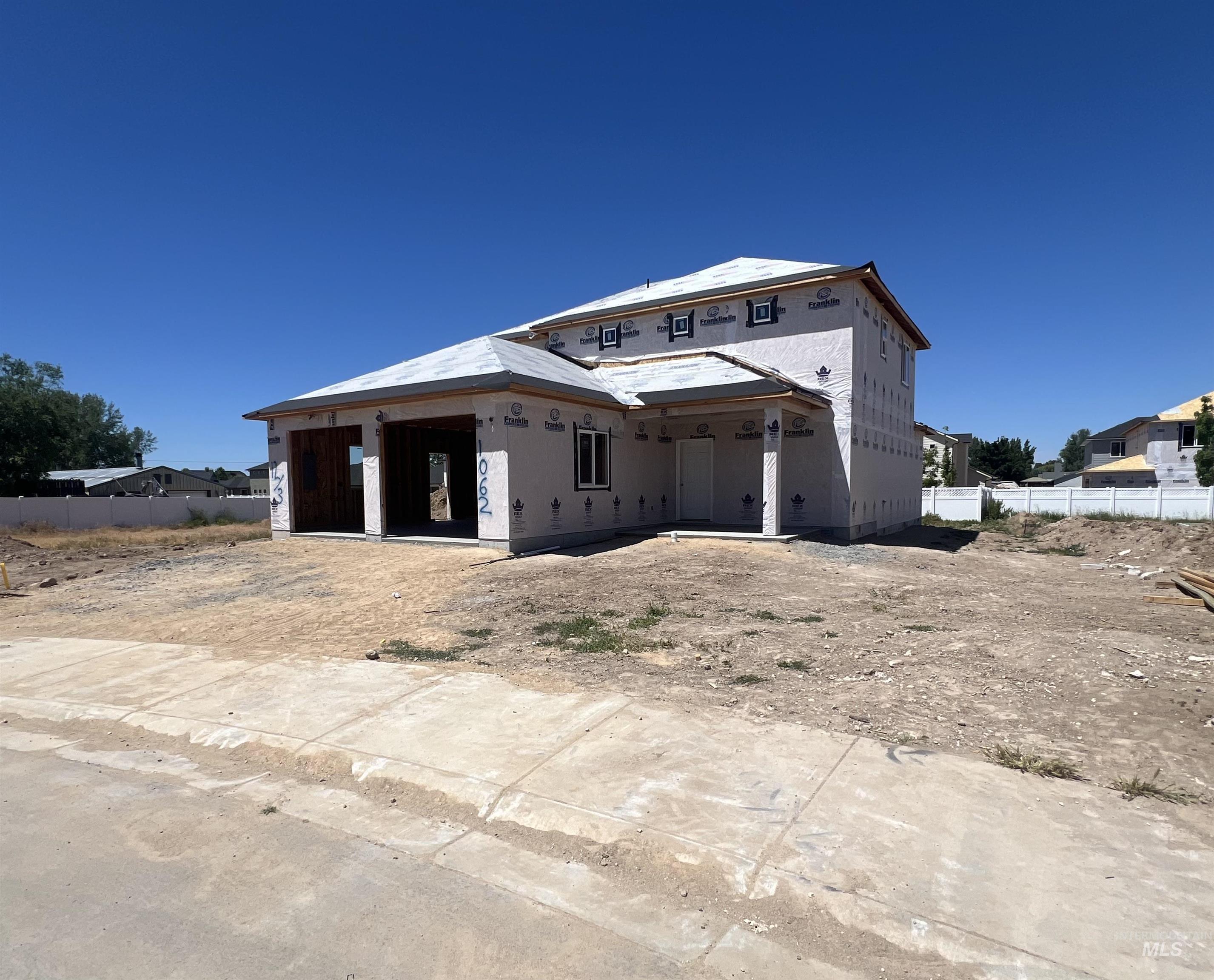 679 S Cassandra Ave, Kuna, Idaho 83634, 4 Bedrooms, 3.5 Bathrooms, Residential For Sale, Price $579,000,MLS 98969734