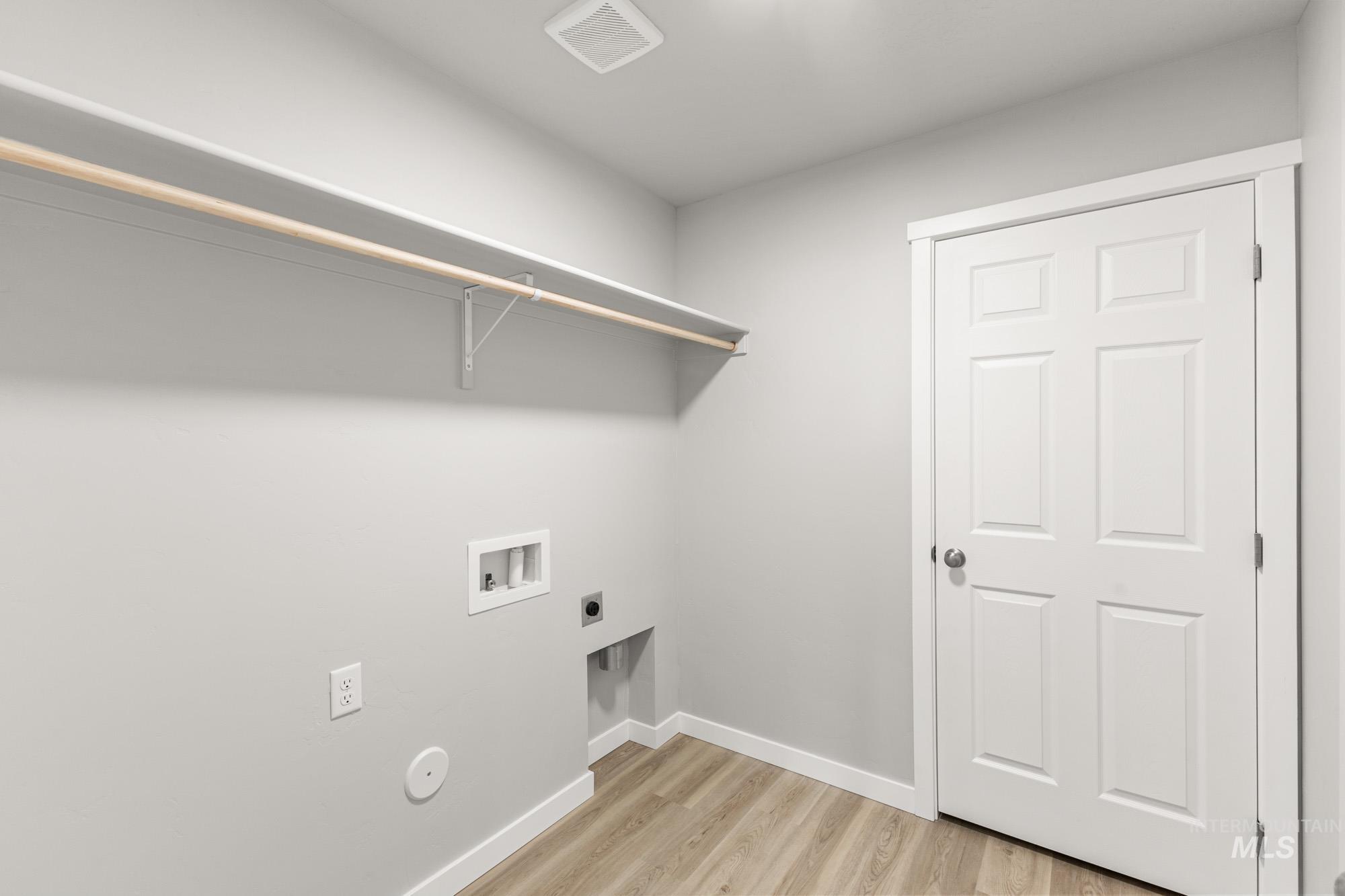 1616 Sunday River St, Middleton, Idaho 83644, 4 Bedrooms, 2 Bathrooms, Residential For Sale, Price $449,990,MLS 98969736