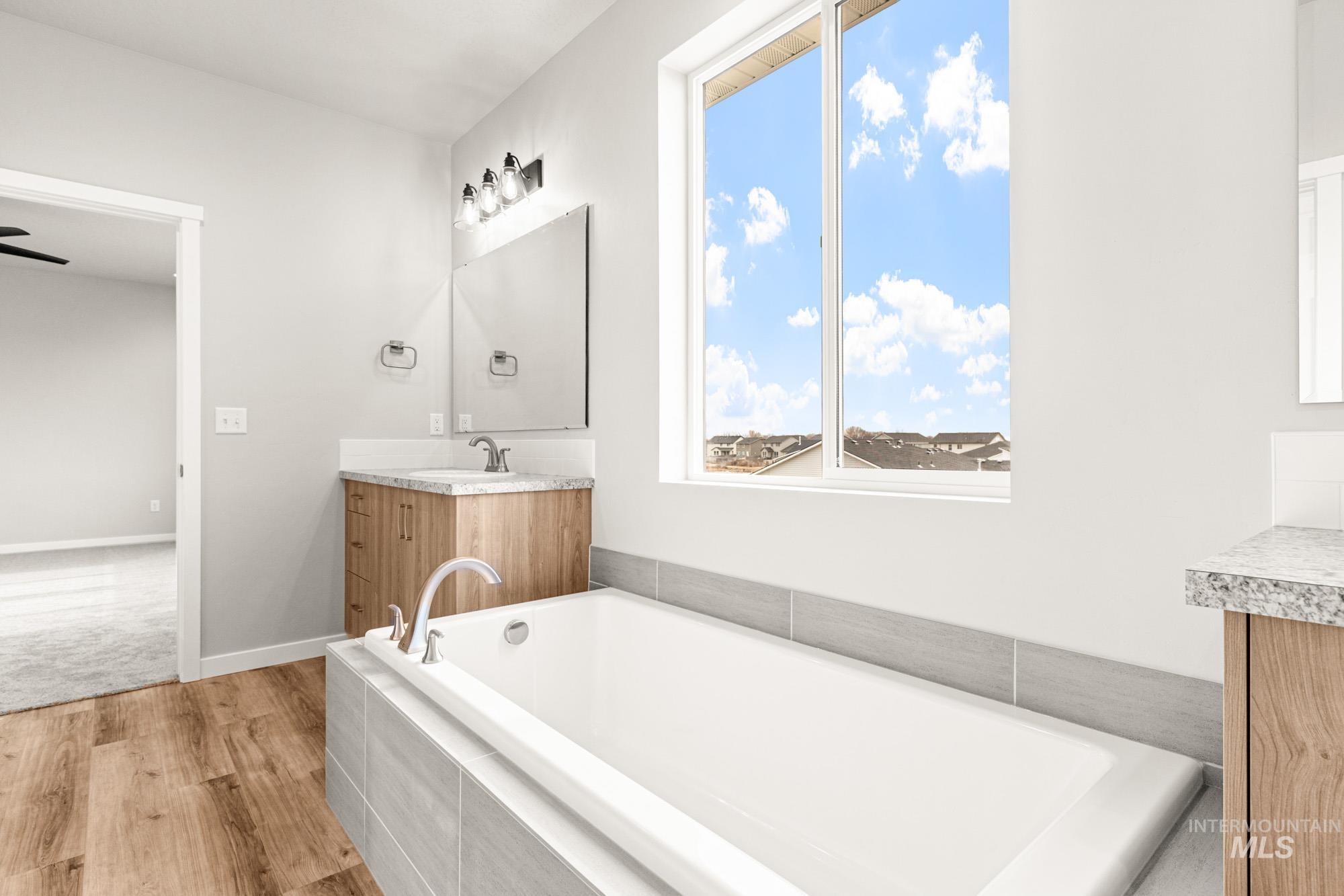 1597 Long Pond St, Middleton, Idaho 83644, 5 Bedrooms, 4.5 Bathrooms, Residential For Sale, Price $734,990,MLS 98969737