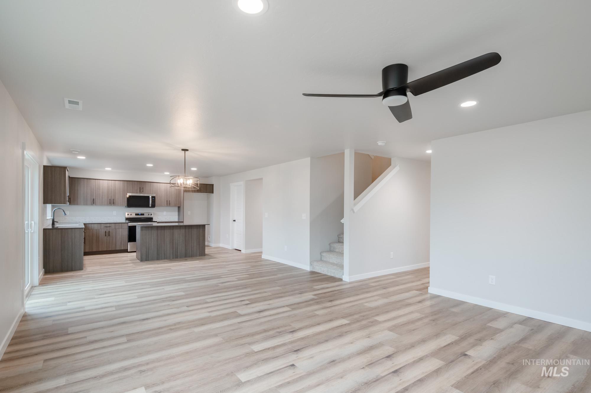 18431 N Trumpet Lily Ave, Nampa, Idaho 83687, 4 Bedrooms, 2.5 Bathrooms, Residential For Sale, Price $456,990,MLS 98969738