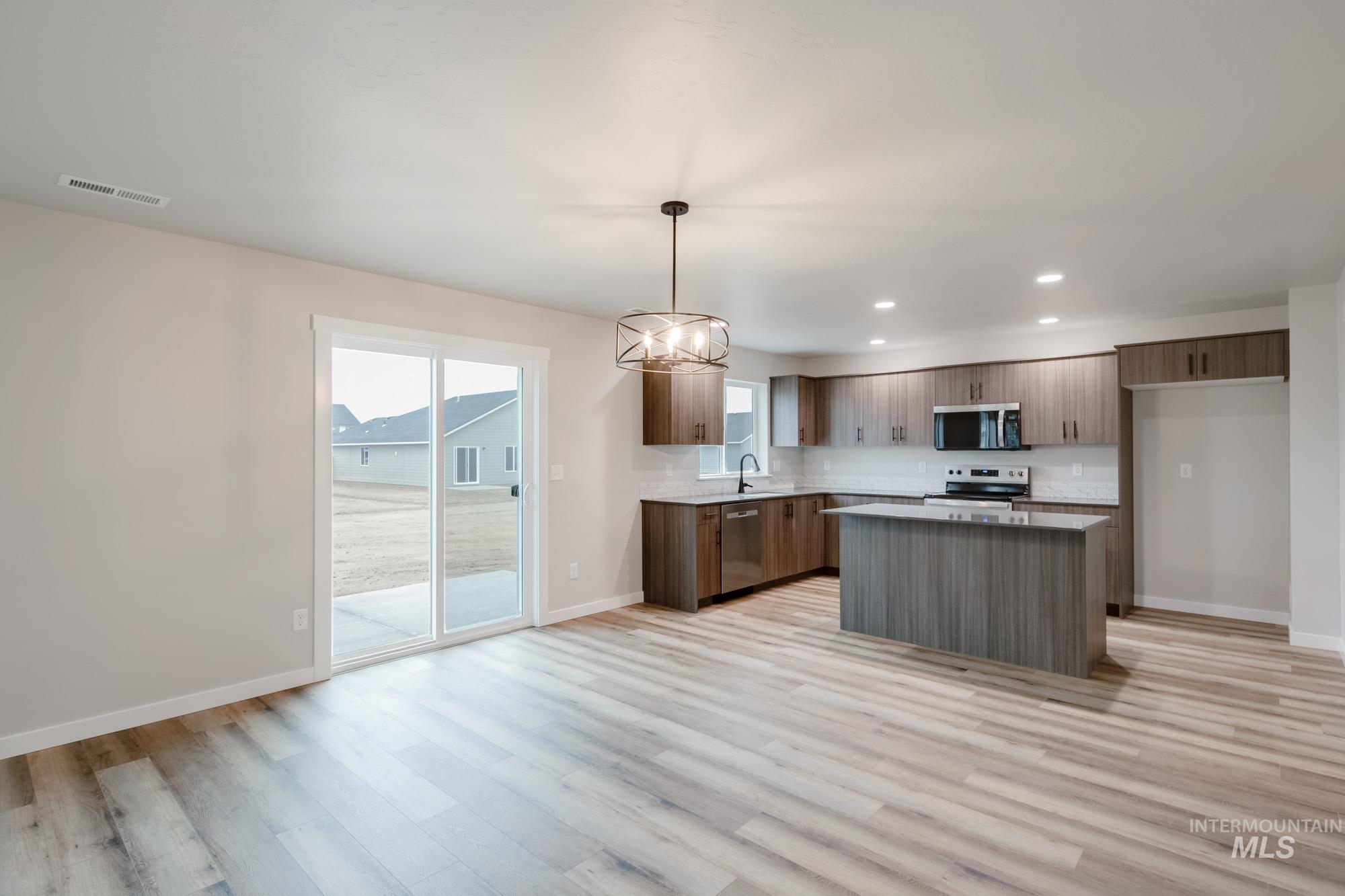 18431 N Trumpet Lily Ave, Nampa, Idaho 83687, 4 Bedrooms, 2.5 Bathrooms, Residential For Sale, Price $456,990,MLS 98969738