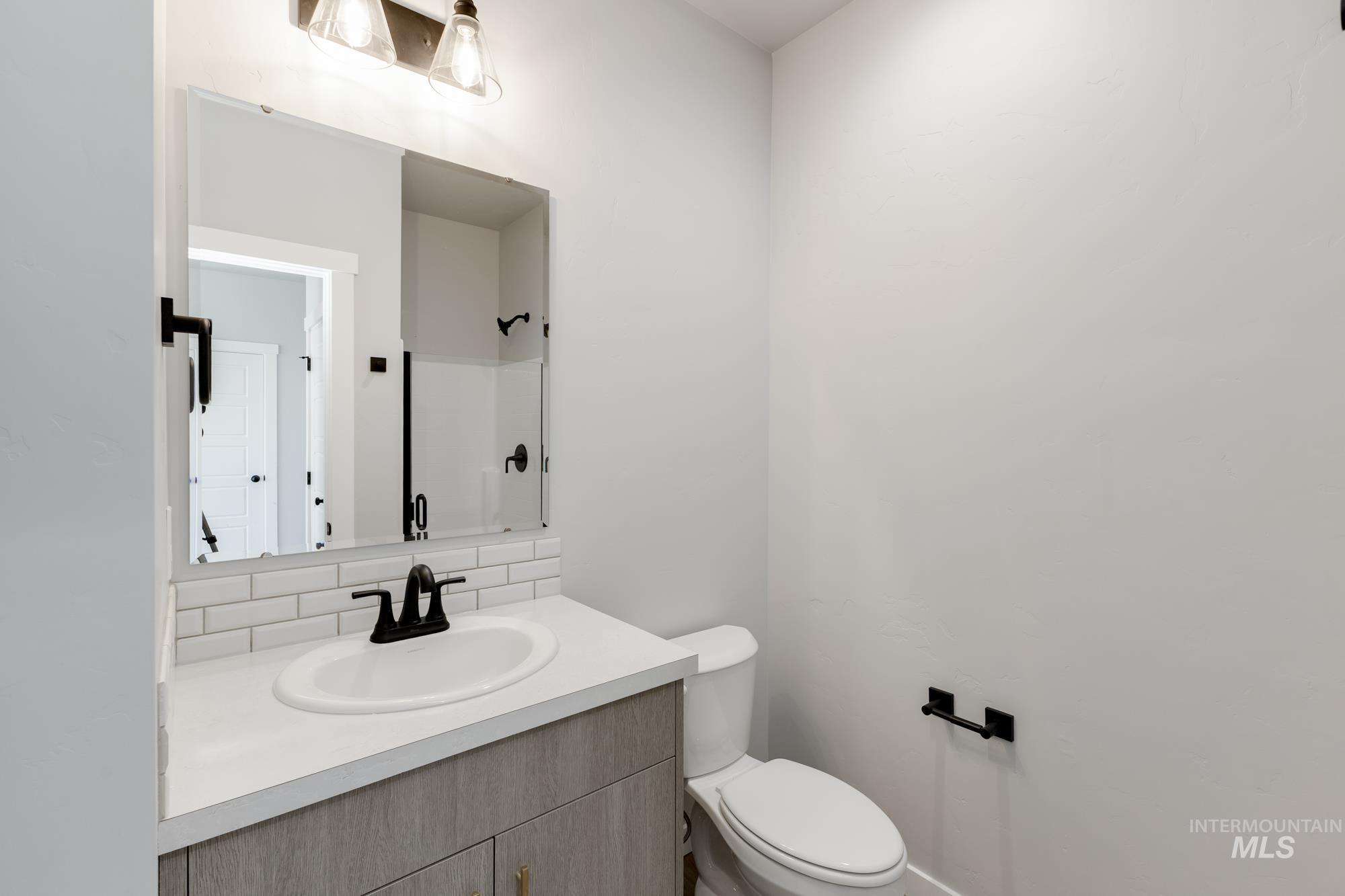 18433 N Sweet William Ave, Nampa, Idaho 83687, 5 Bedrooms, 3 Bathrooms, Residential For Sale, Price $484,990,MLS 98969740