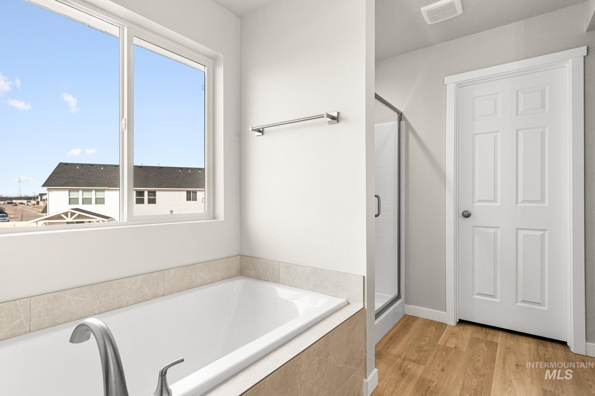 17429 N Union Springs Pl, Nampa, Idaho 83687, 4 Bedrooms, 2.5 Bathrooms, Residential For Sale, Price $454,990,MLS 98969741