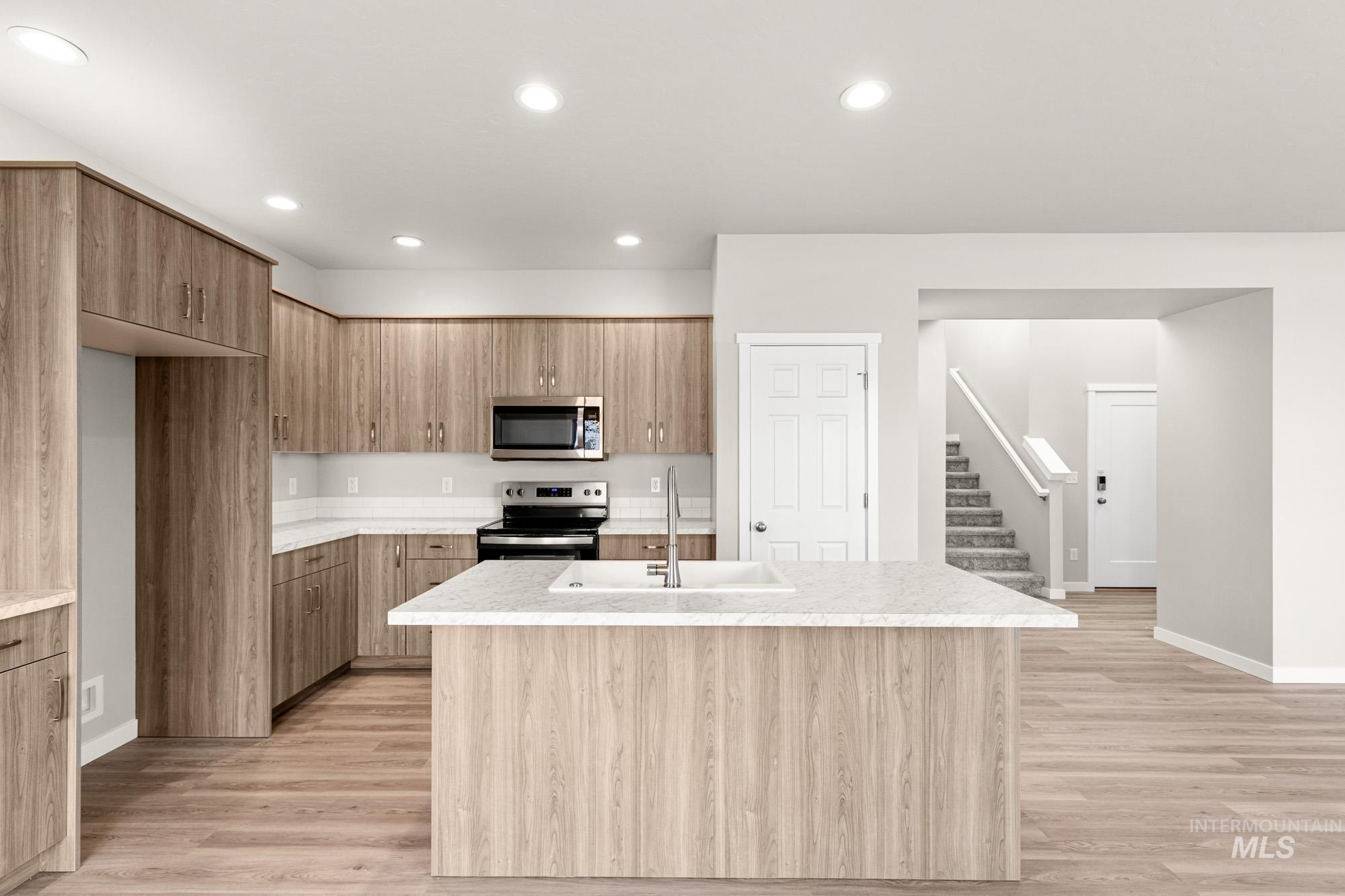 17429 N Union Springs Pl, Nampa, Idaho 83687, 4 Bedrooms, 2.5 Bathrooms, Residential For Sale, Price $454,990,MLS 98969741