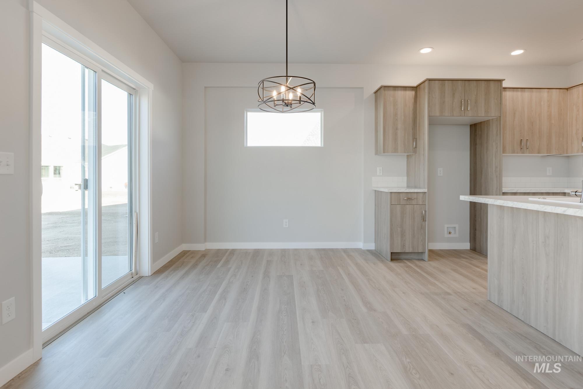 17429 N Union Springs Pl, Nampa, Idaho 83687, 4 Bedrooms, 2.5 Bathrooms, Residential For Sale, Price $454,990,MLS 98969741