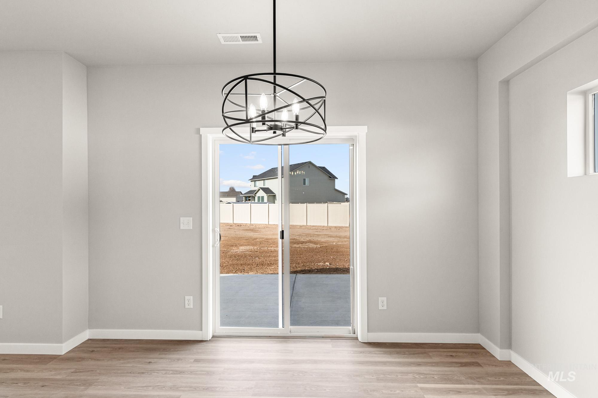 17429 N Union Springs Pl, Nampa, Idaho 83687, 4 Bedrooms, 2.5 Bathrooms, Residential For Sale, Price $454,990,MLS 98969741