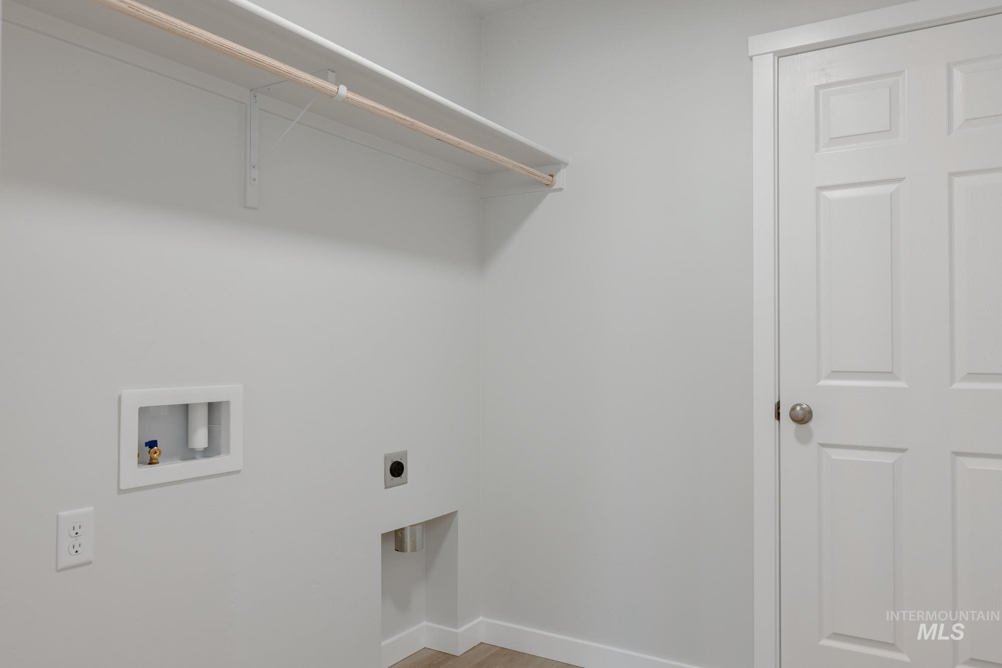 17452 N Union Springs Pl, Nampa, Idaho 83687, 4 Bedrooms, 2 Bathrooms, Residential For Sale, Price $439,990,MLS 98969742