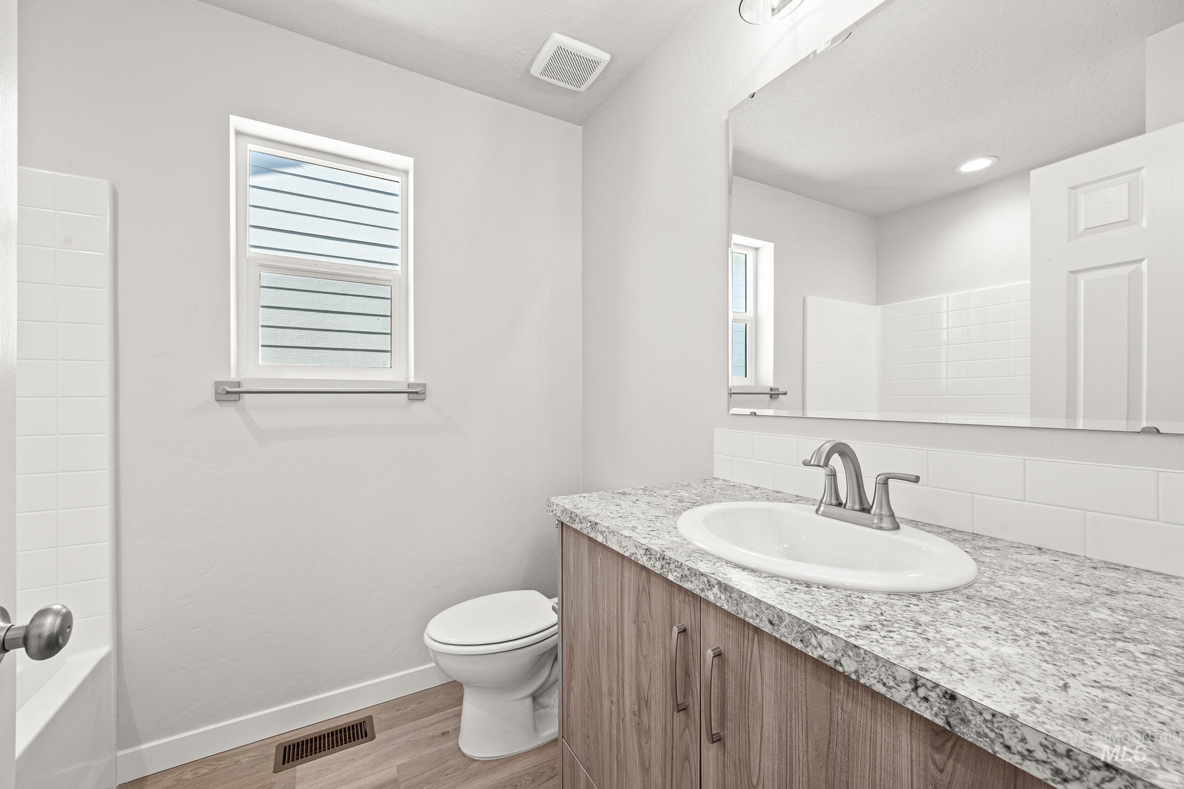 10797 Rutland St, Caldwell, Idaho 83605, 3 Bedrooms, 2.5 Bathrooms, Residential For Sale, Price $389,990, 98969743