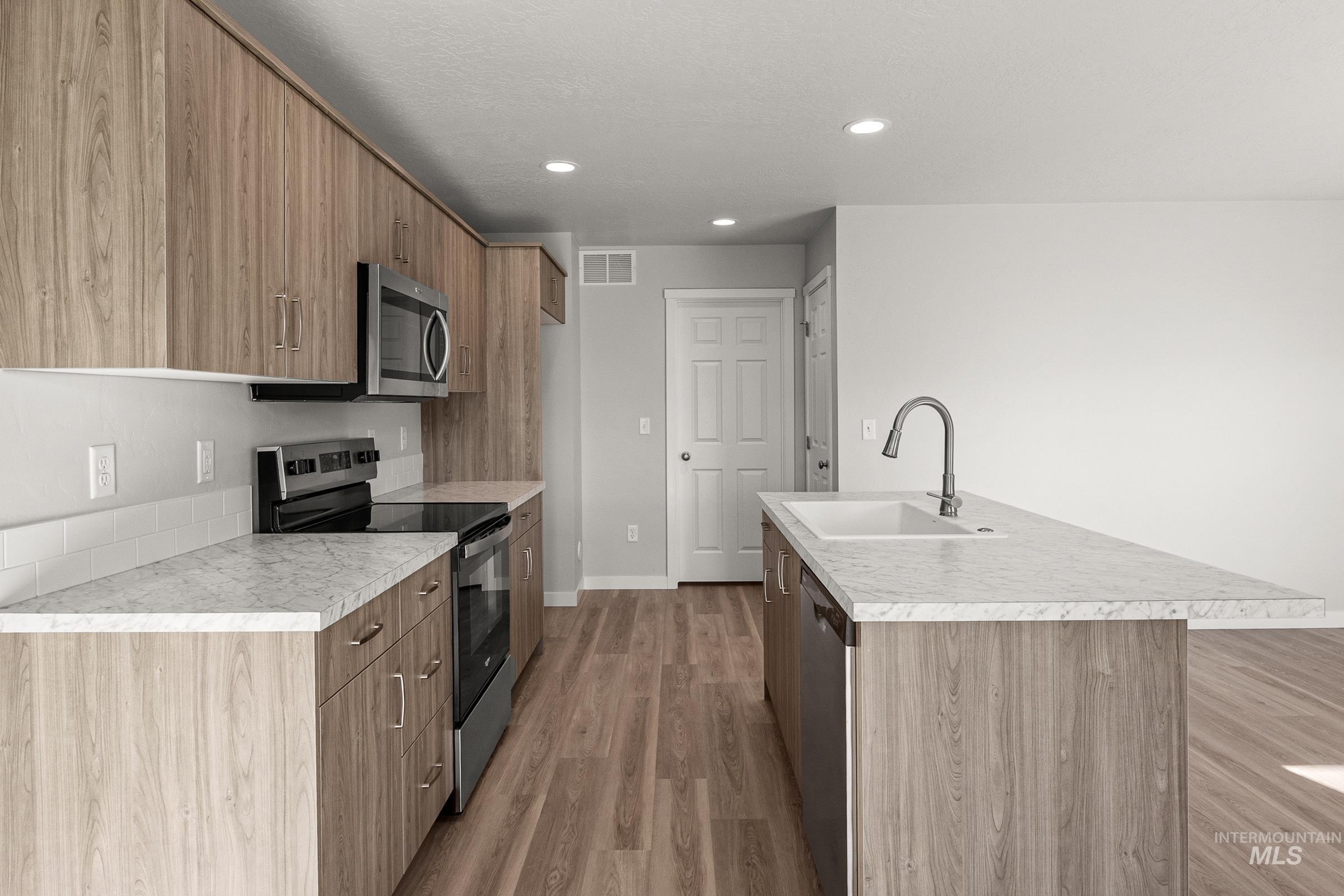 10797 Rutland St, Caldwell, Idaho 83605, 3 Bedrooms, 2.5 Bathrooms, Residential For Sale, Price $389,990, 98969743