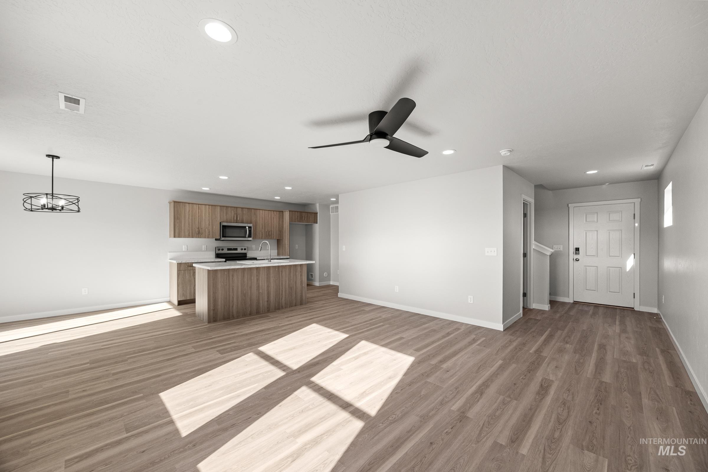 10797 Rutland St, Caldwell, Idaho 83605, 3 Bedrooms, 2.5 Bathrooms, Residential For Sale, Price $389,990, 98969743