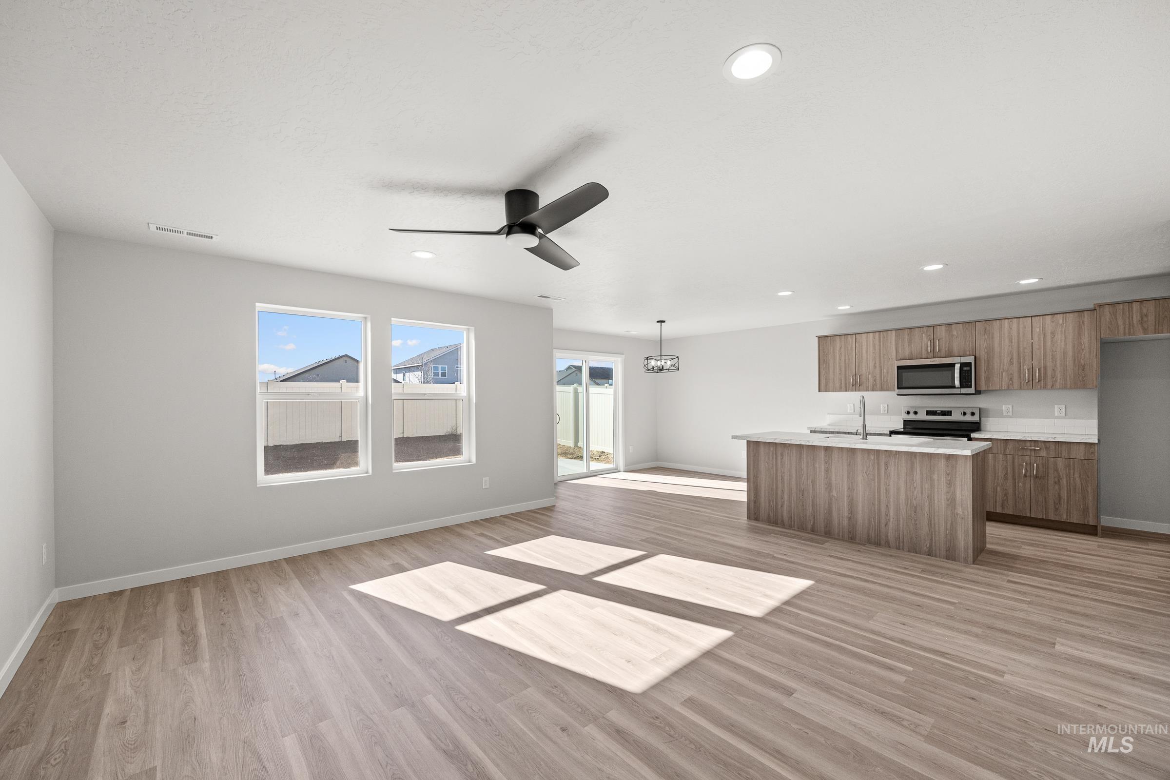 10797 Rutland St, Caldwell, Idaho 83605, 3 Bedrooms, 2.5 Bathrooms, Residential For Sale, Price $389,990, 98969743