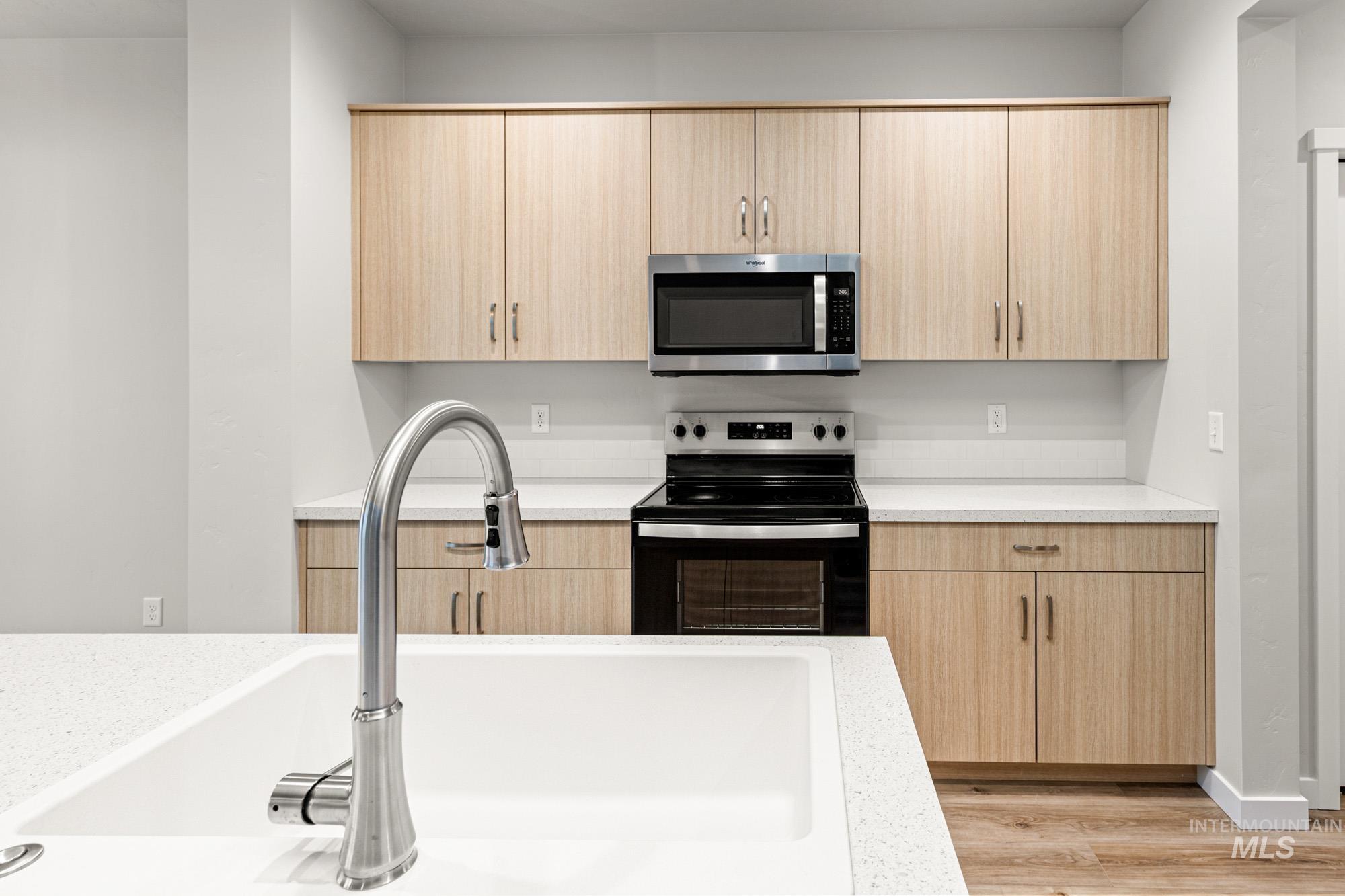 10859 Rutland St, Caldwell, Idaho 83605, 3 Bedrooms, 2.5 Bathrooms, Residential For Sale, Price $399,990,MLS 98969744