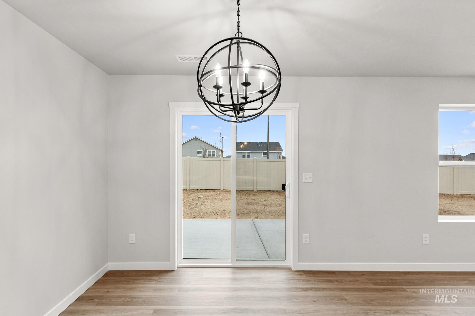 10851 Rutland St, Caldwell, Idaho 83605, 3 Bedrooms, 2.5 Bathrooms, Residential For Sale, Price $389,990,MLS 98969746