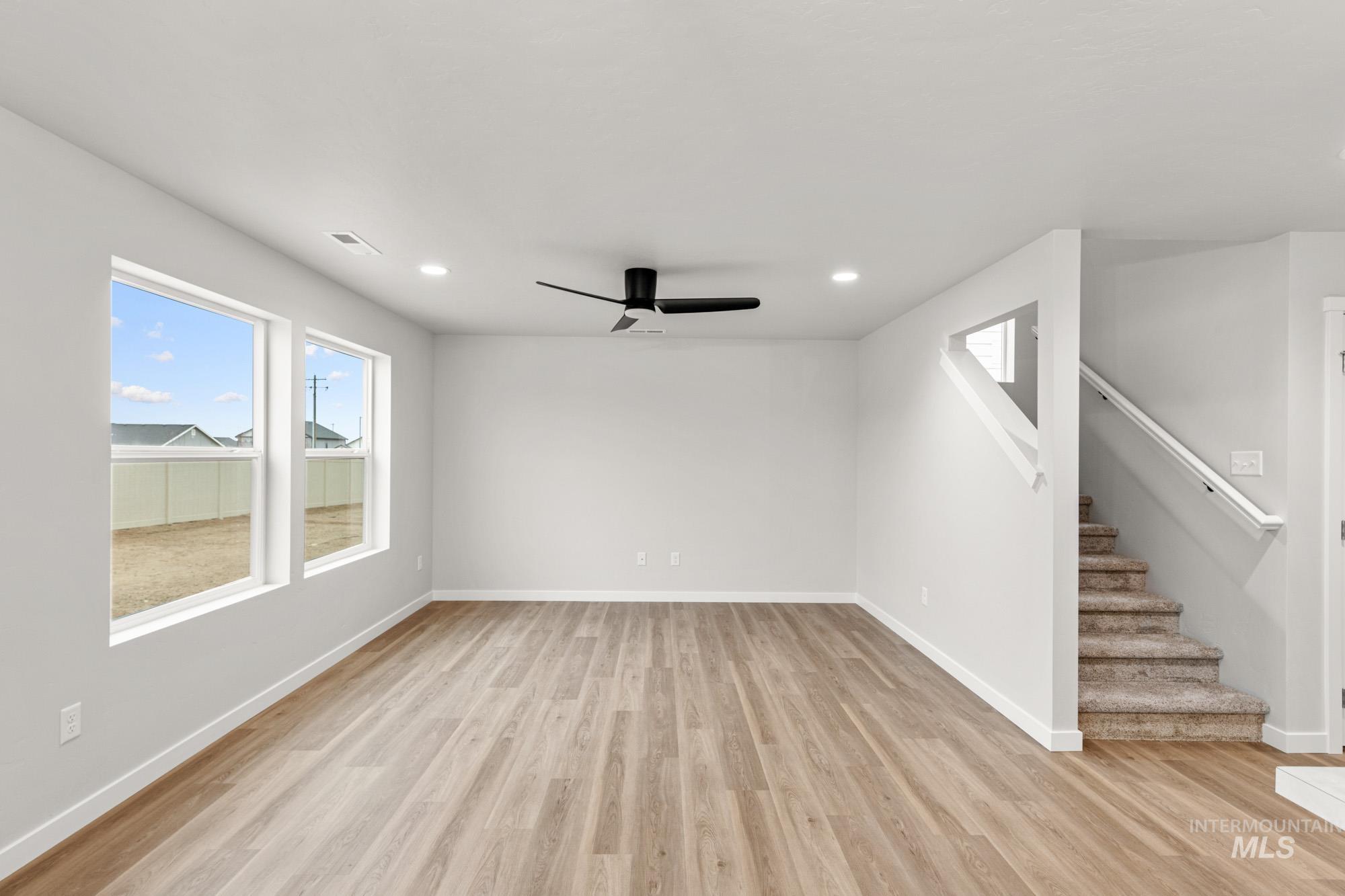 10851 Rutland St, Caldwell, Idaho 83605, 3 Bedrooms, 2.5 Bathrooms, Residential For Sale, Price $389,990,MLS 98969746