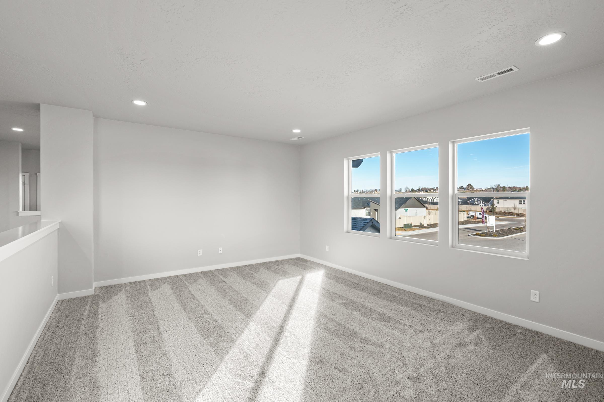 1645 Dyer St, Middleton, Idaho 83644, 5 Bedrooms, 4.5 Bathrooms, Residential For Sale, Price $739,990, 98969747