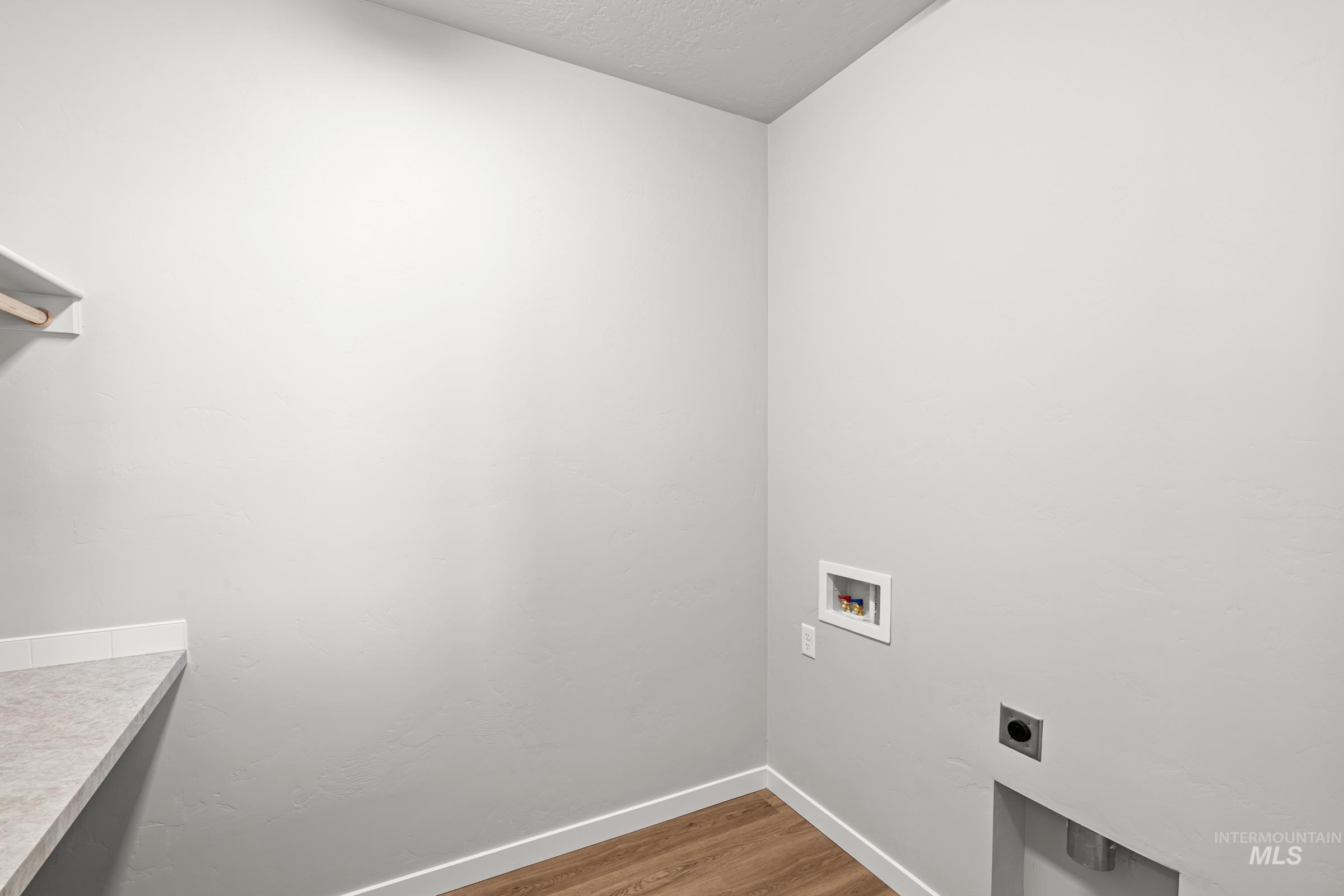 1645 Dyer St, Middleton, Idaho 83644, 5 Bedrooms, 4.5 Bathrooms, Residential For Sale, Price $739,990, 98969747