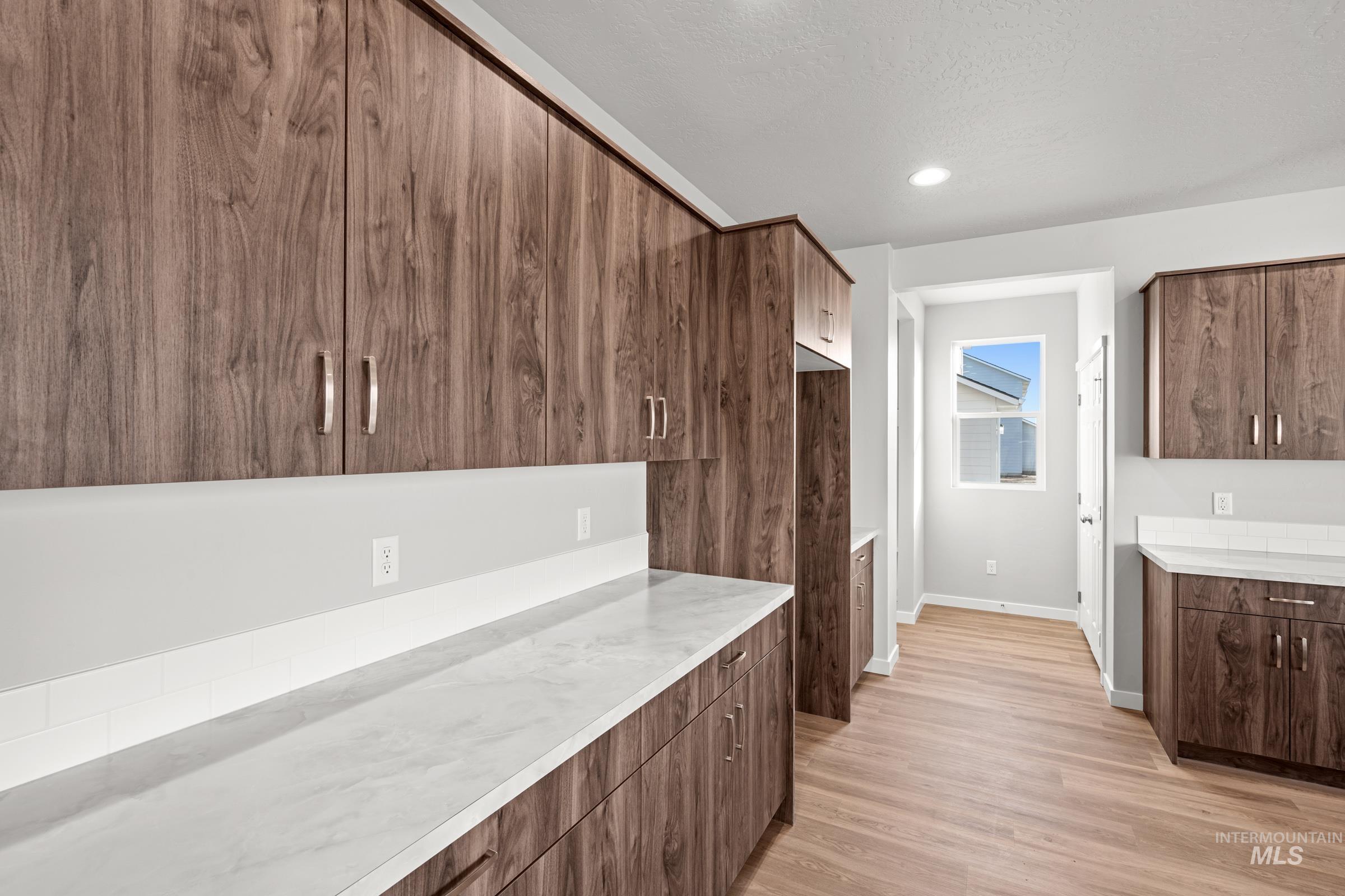 1645 Dyer St, Middleton, Idaho 83644, 5 Bedrooms, 4.5 Bathrooms, Residential For Sale, Price $739,990, 98969747