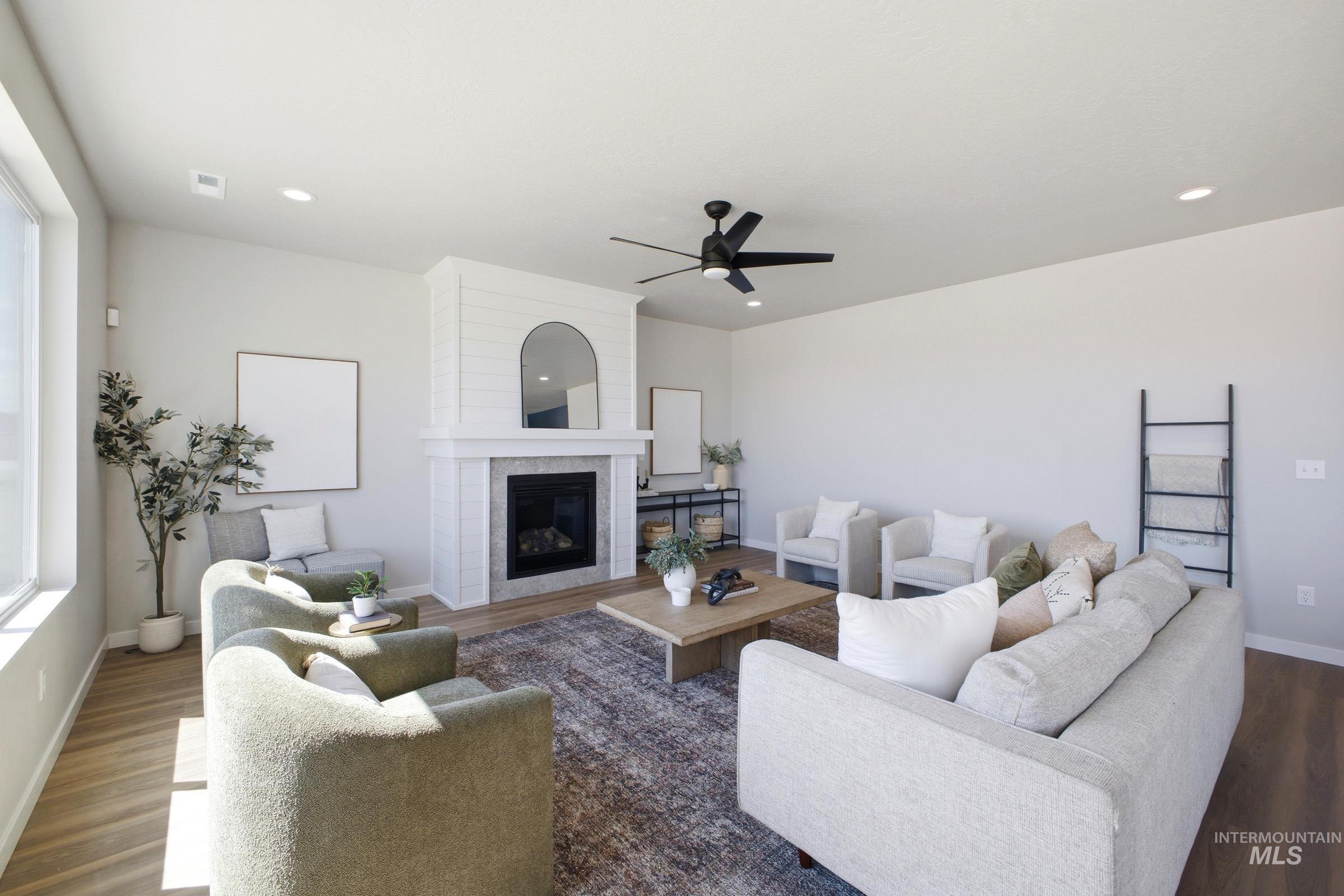 1645 Dyer St, Middleton, Idaho 83644, 5 Bedrooms, 4.5 Bathrooms, Residential For Sale, Price $728,990,MLS 98969747