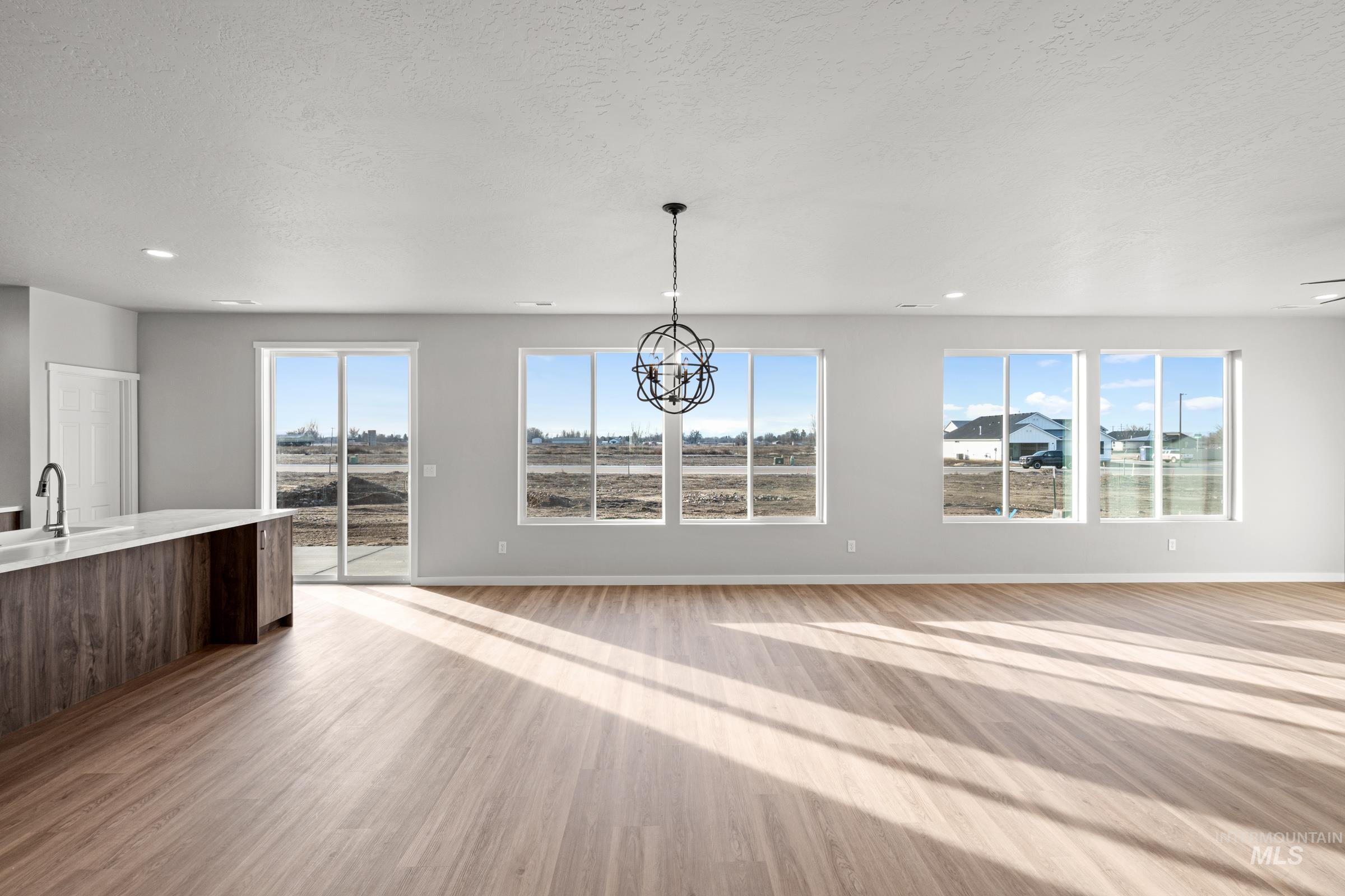 1645 Dyer St, Middleton, Idaho 83644, 5 Bedrooms, 4.5 Bathrooms, Residential For Sale, Price $739,990, 98969747