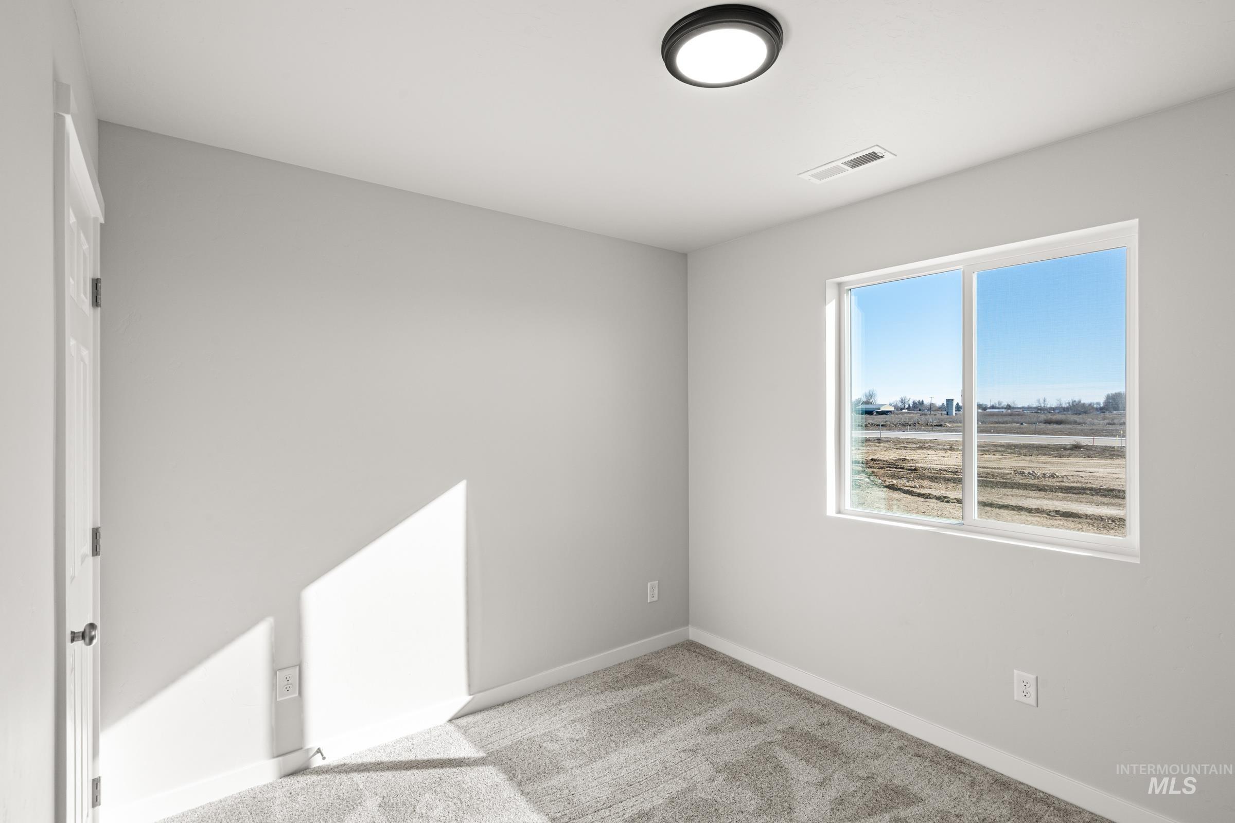 1647 Dyer St, Middleton, Idaho 83644, 5 Bedrooms, 3 Bathrooms, Residential For Sale, Price $509,990, 98969748