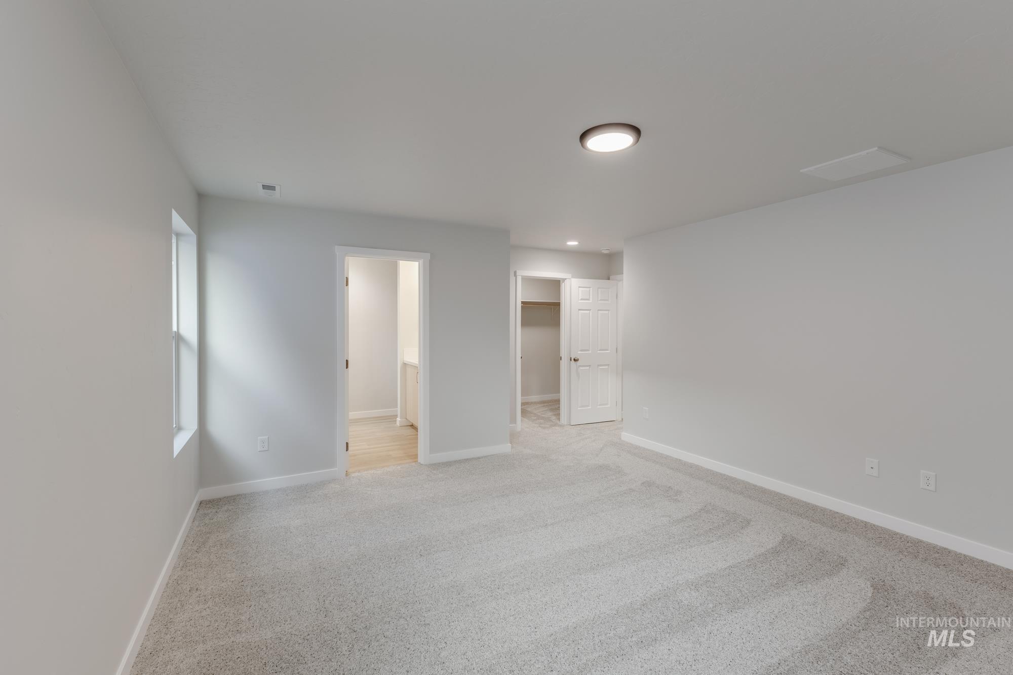 299 N Meadowsweet Ave, Kuna, Idaho 83634, 4 Bedrooms, 2 Bathrooms, Residential For Sale, Price $444,990,MLS 98969756