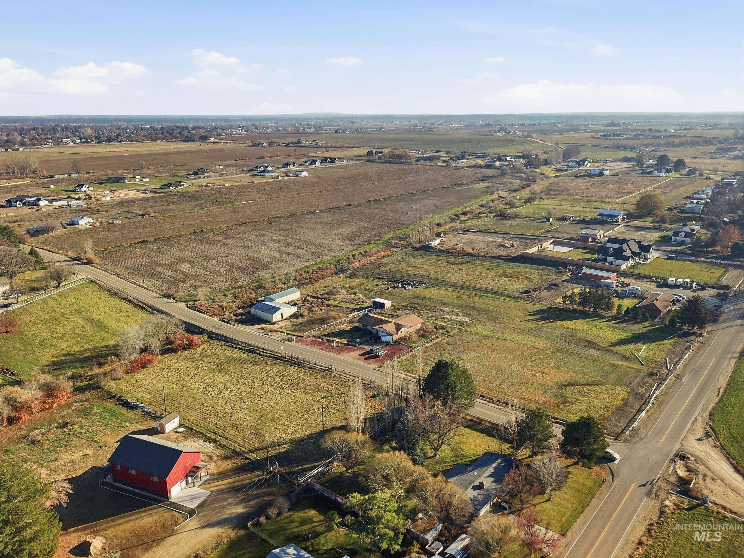 16947 W Linden St, Caldwell, Idaho 83607, 3 Bedrooms, 3 Bathrooms, Residential For Sale, Price $650,000, 98969768