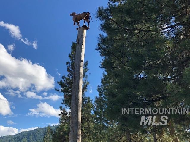 840/842 Banks Lowman Rd, Garden Valley, Idaho 83622, 2 Bedrooms, 1 Bathroom, Residential Income For Sale, Price $2,950,000, 98969770