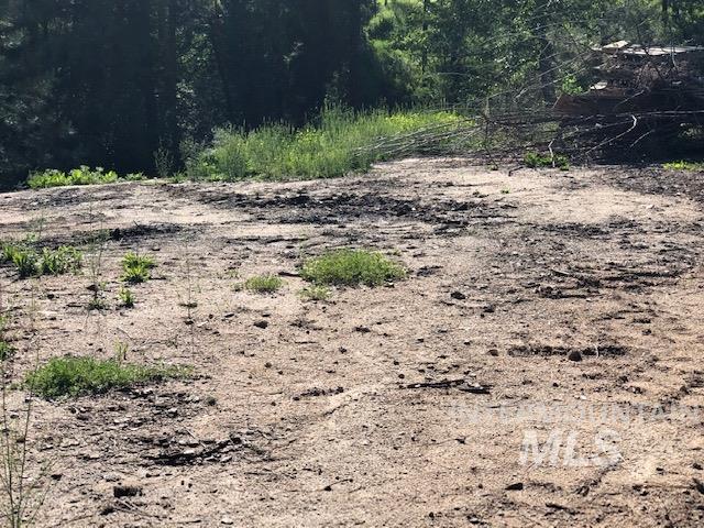 840/842 Banks Lowman Rd, Garden Valley, Idaho 83622, 2 Bedrooms, 1 Bathroom, Residential Income For Sale, Price $2,950,000, 98969770