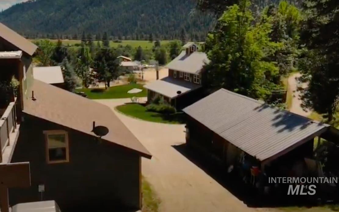 840/842 Banks Lowman Rd, Garden Valley, Idaho 83622, 2 Bedrooms, 1 Bathroom, Residential Income For Sale, Price $2,950,000, 98969770
