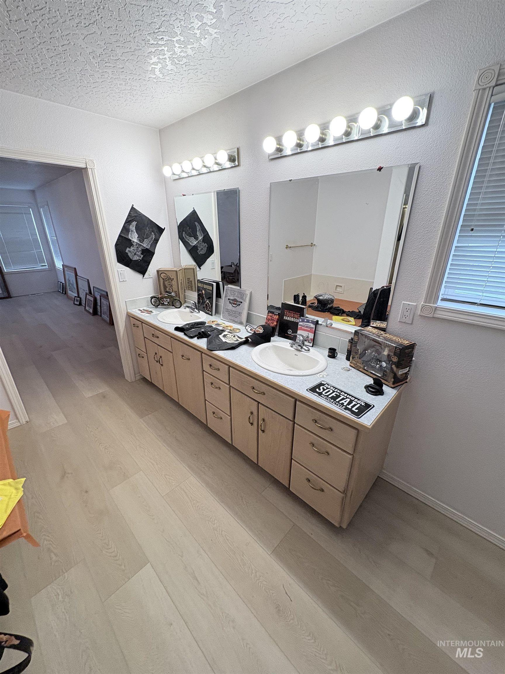 14730 Hensen Dr, Nampa, Idaho 83651, 3 Bedrooms, 3 Bathrooms, Residential For Sale, Price $1, 98969773