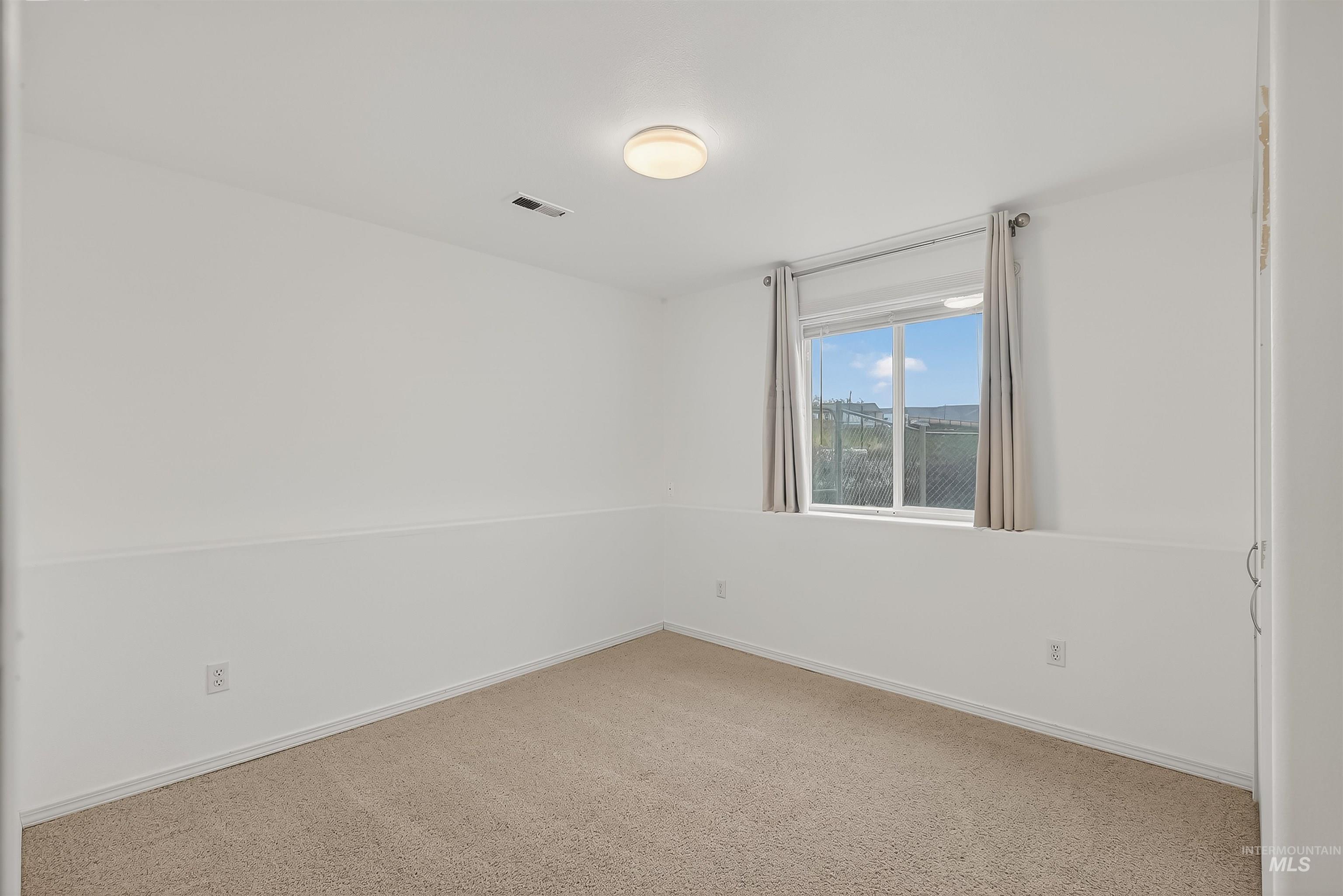 1373 Toby Ln, Clarkston, Washington 99403, 3 Bedrooms, 2 Bathrooms, Residential For Sale, Price $545,000, 98969775